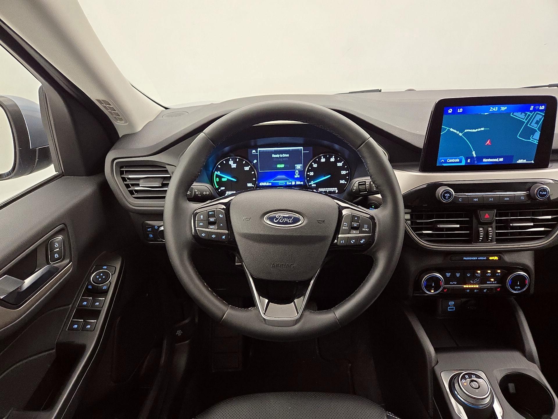 Thumbnail: 2022 Ford Escape - 10