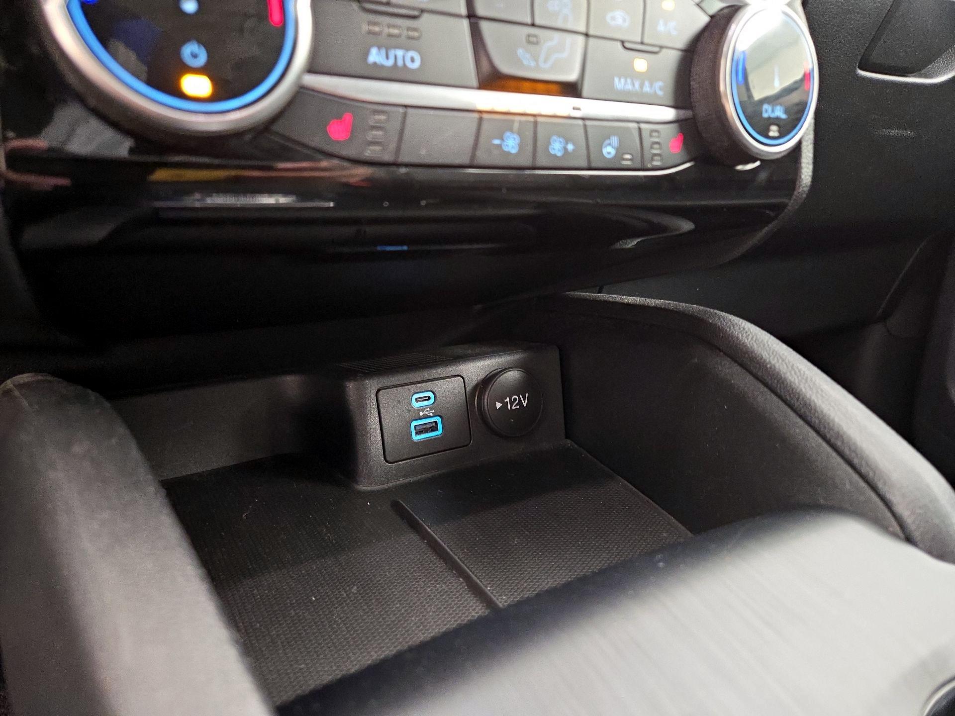 Thumbnail: 2022 Ford Escape - 19