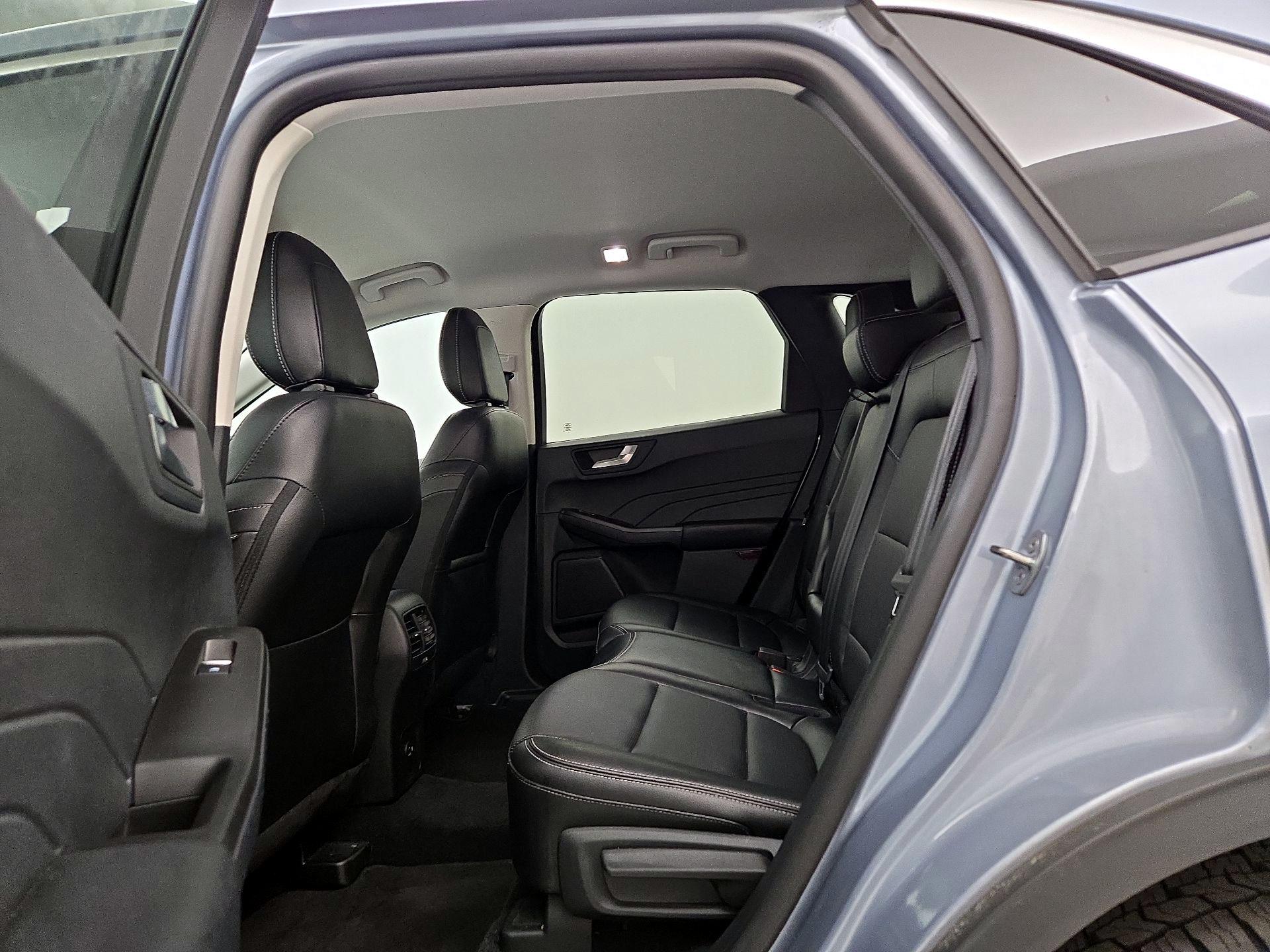 Thumbnail: 2022 Ford Escape - 20