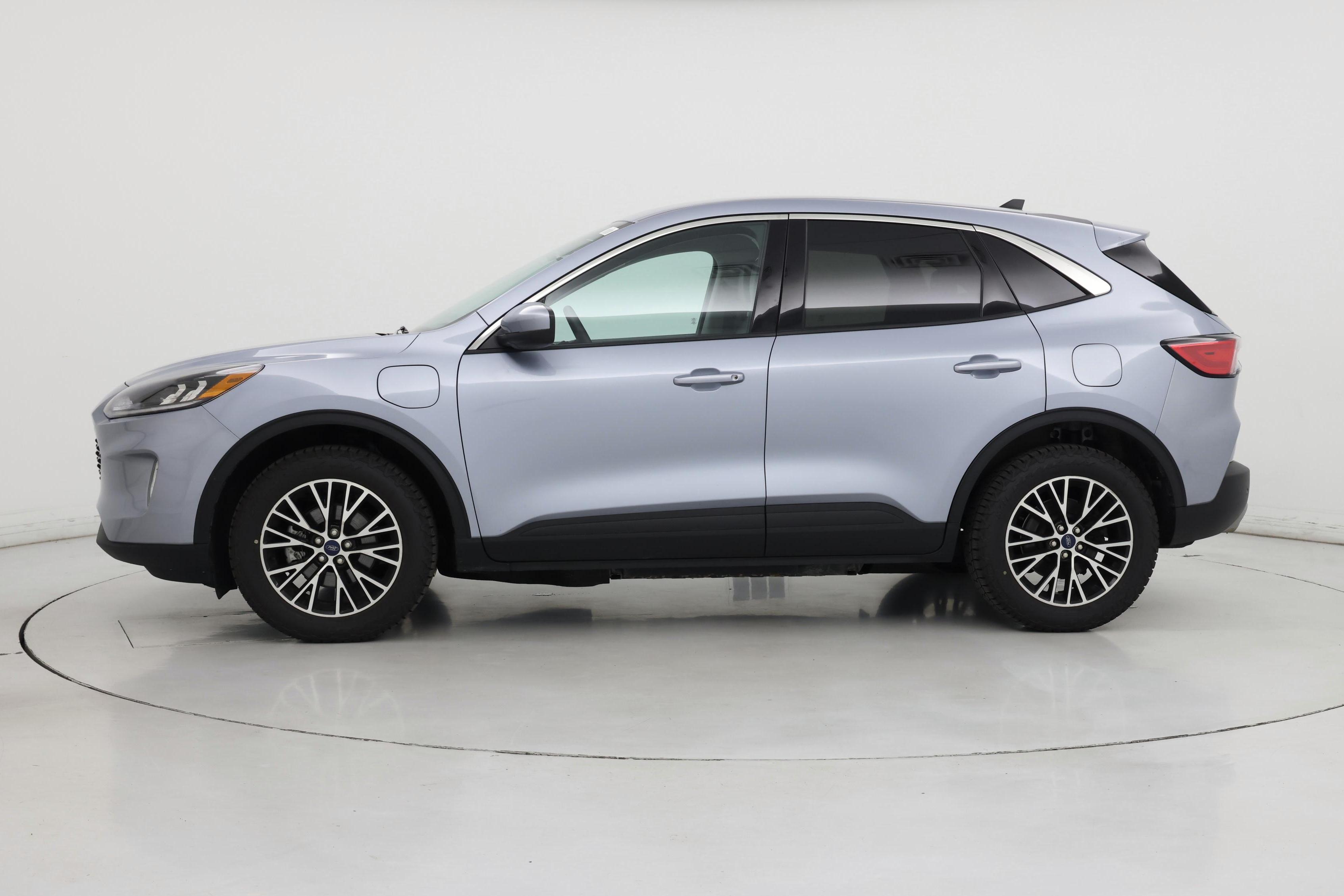 Thumbnail: 2022 Ford Escape - 3