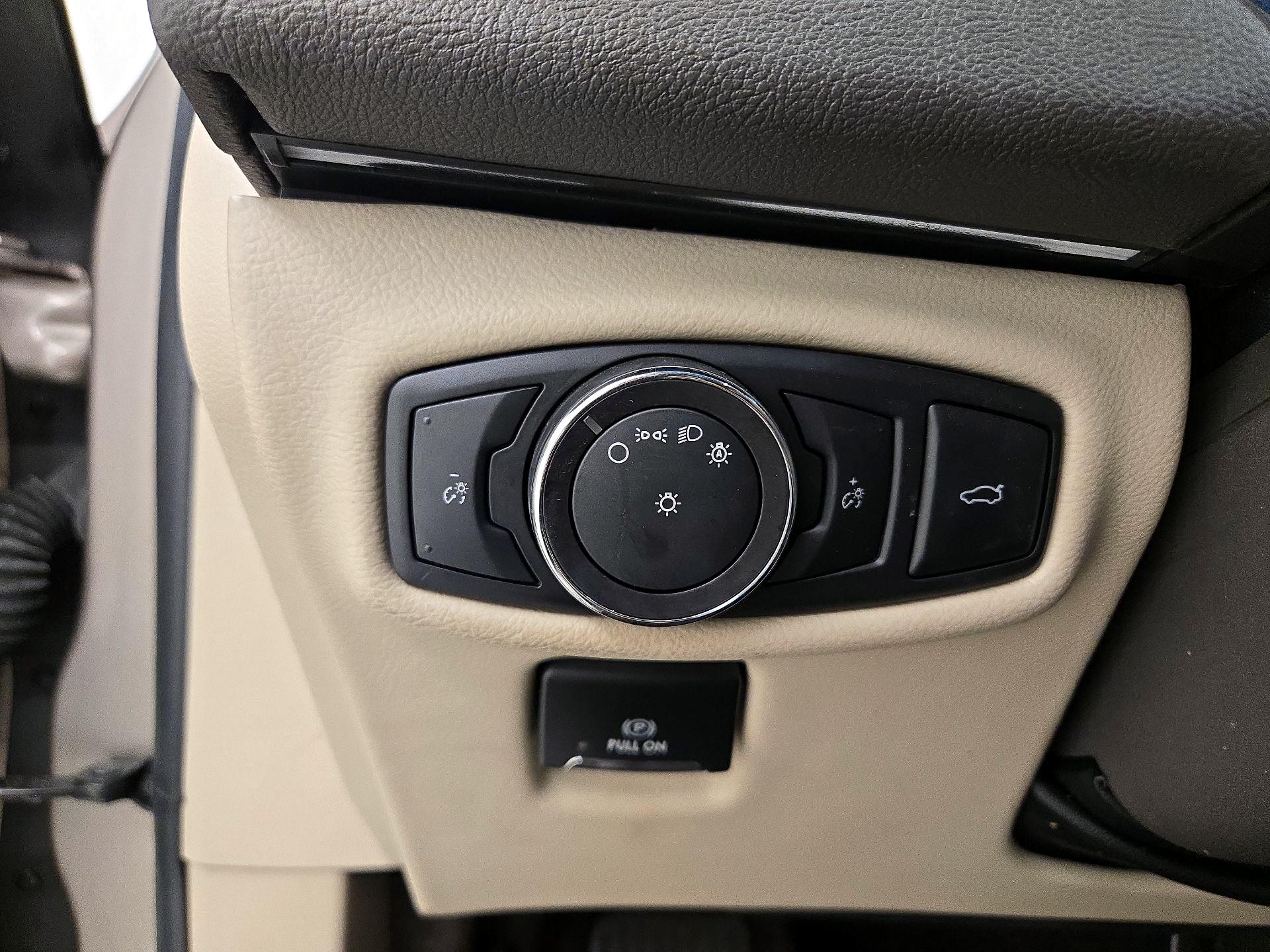 Thumbnail: 2018 Lincoln MKZ - 13