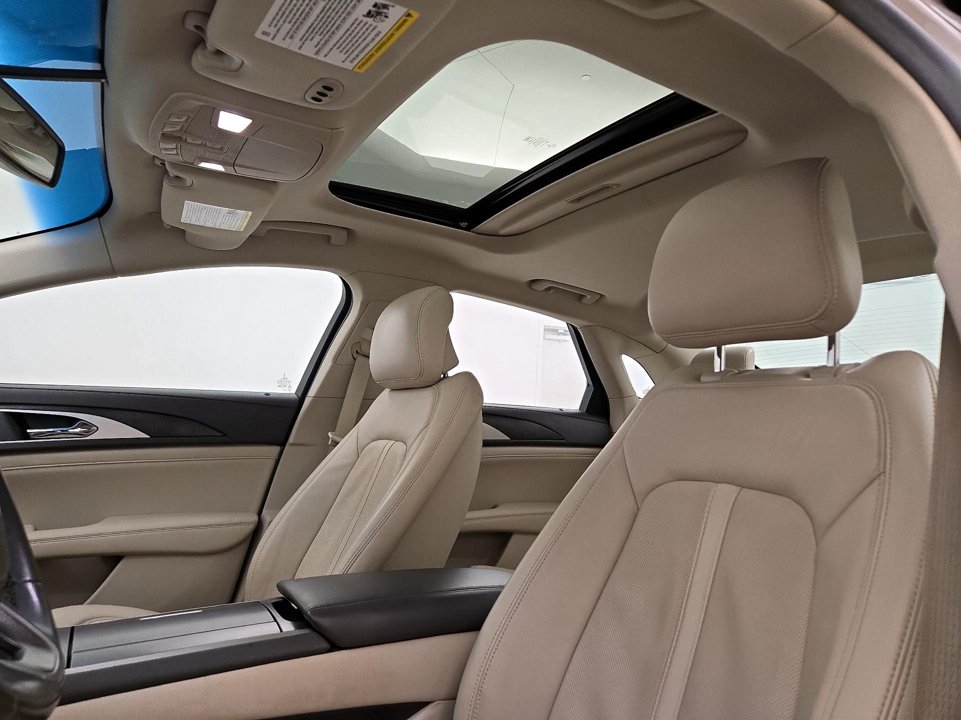 Thumbnail: 2018 Lincoln MKZ - 20