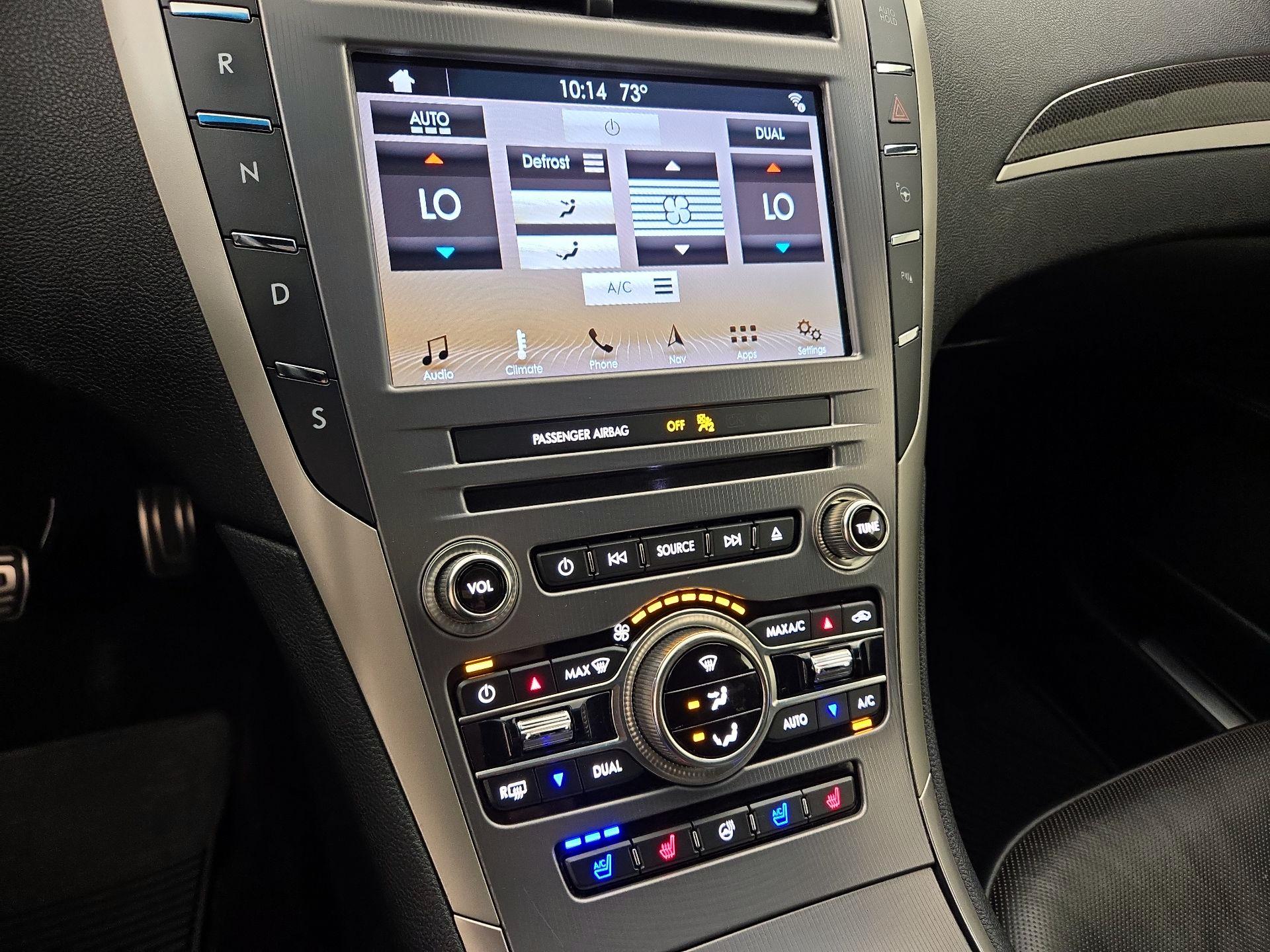 Thumbnail: 2017 Lincoln MKZ - 17