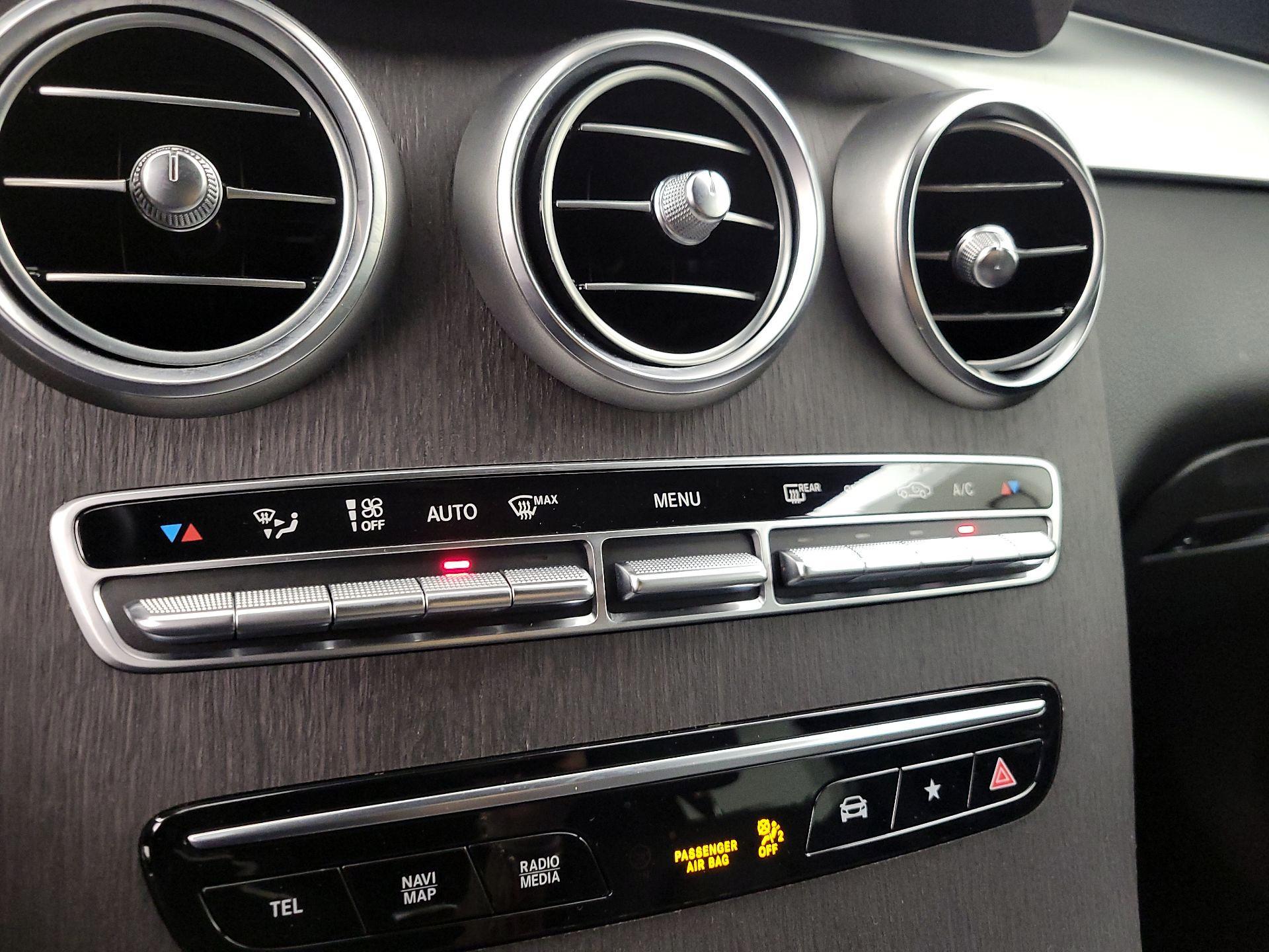 Thumbnail: 2020 Mercedes-Benz GLC - 17