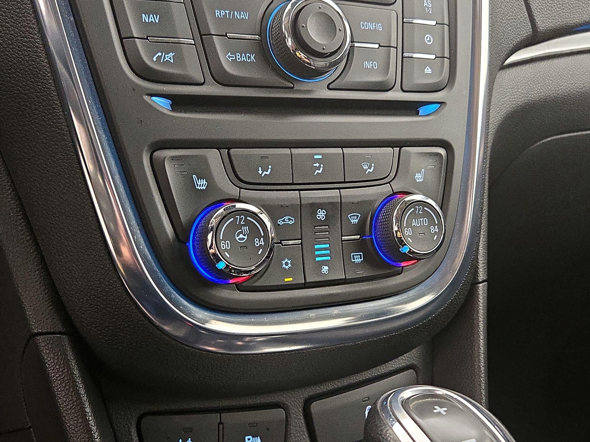 Thumbnail: 2014 Buick Encore - 17