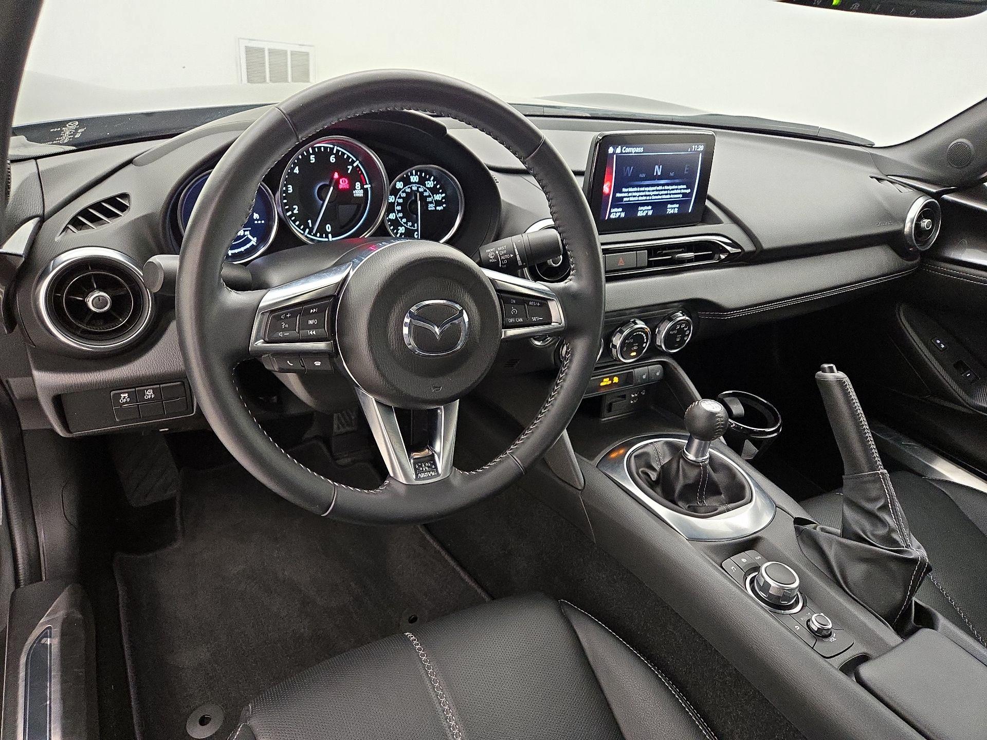Thumbnail: 2021 Mazda MX-5 Miata - 9