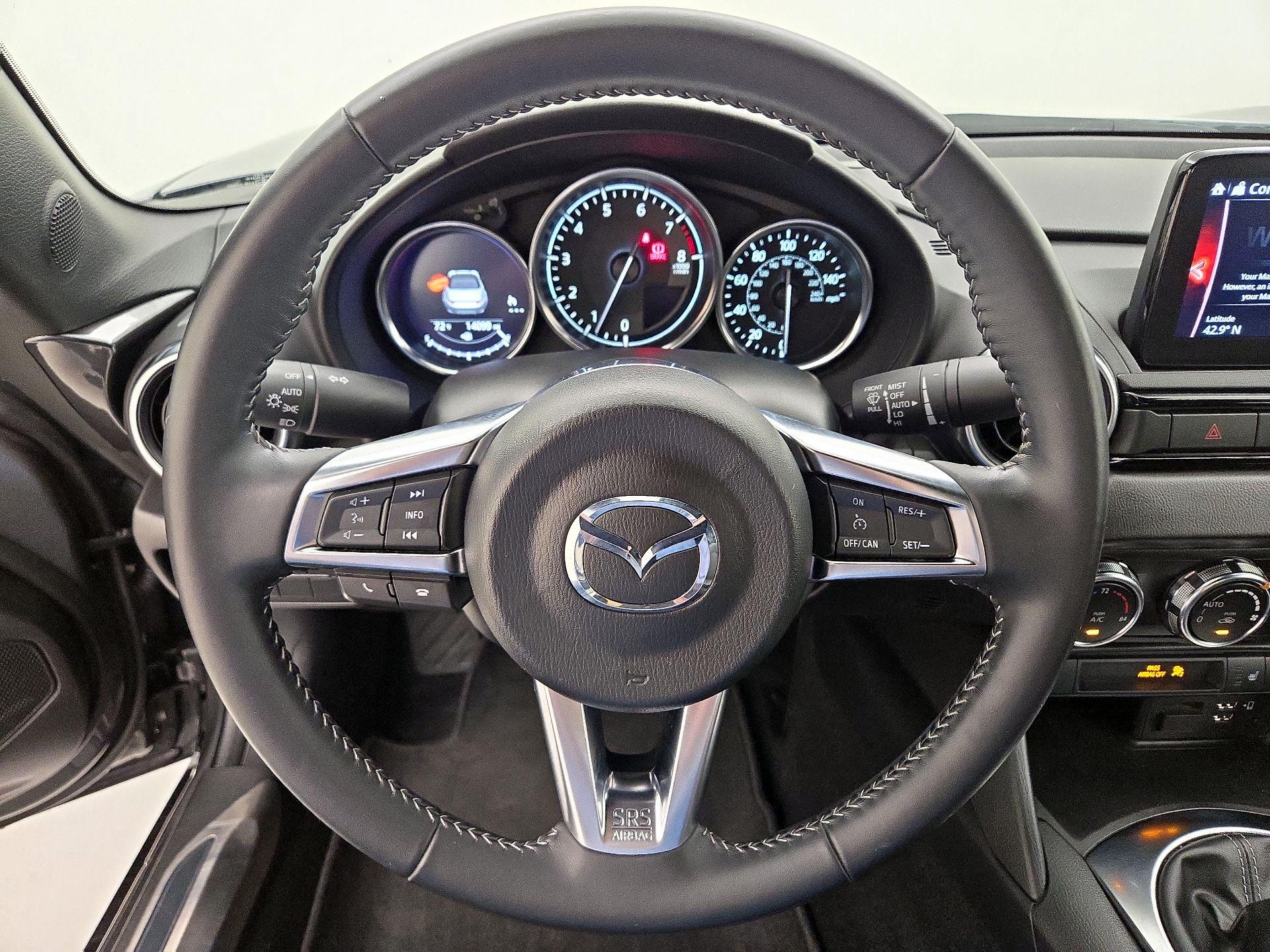 Thumbnail: 2021 Mazda MX-5 Miata - 10