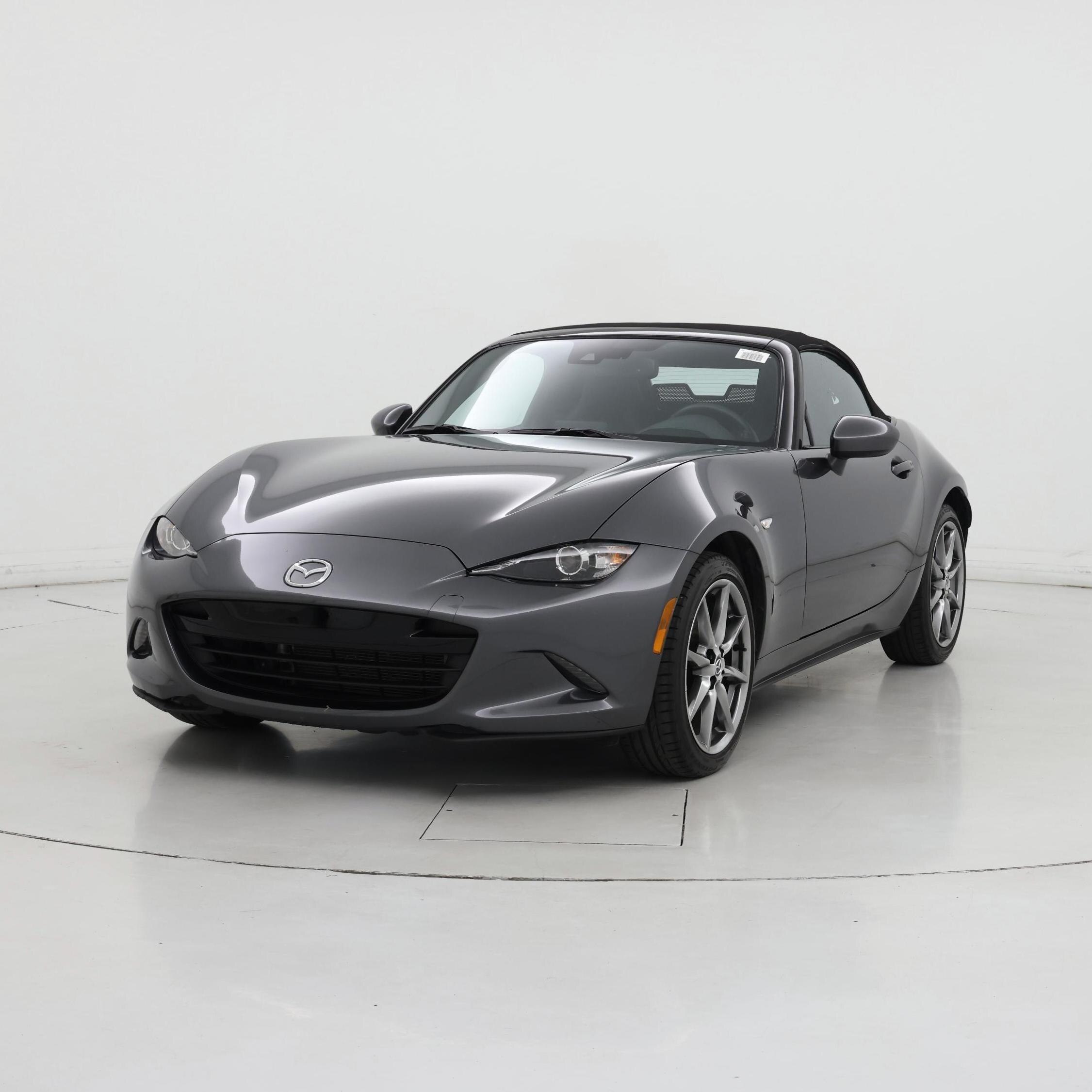 Thumbnail: 2021 Mazda MX-5 Miata - 4