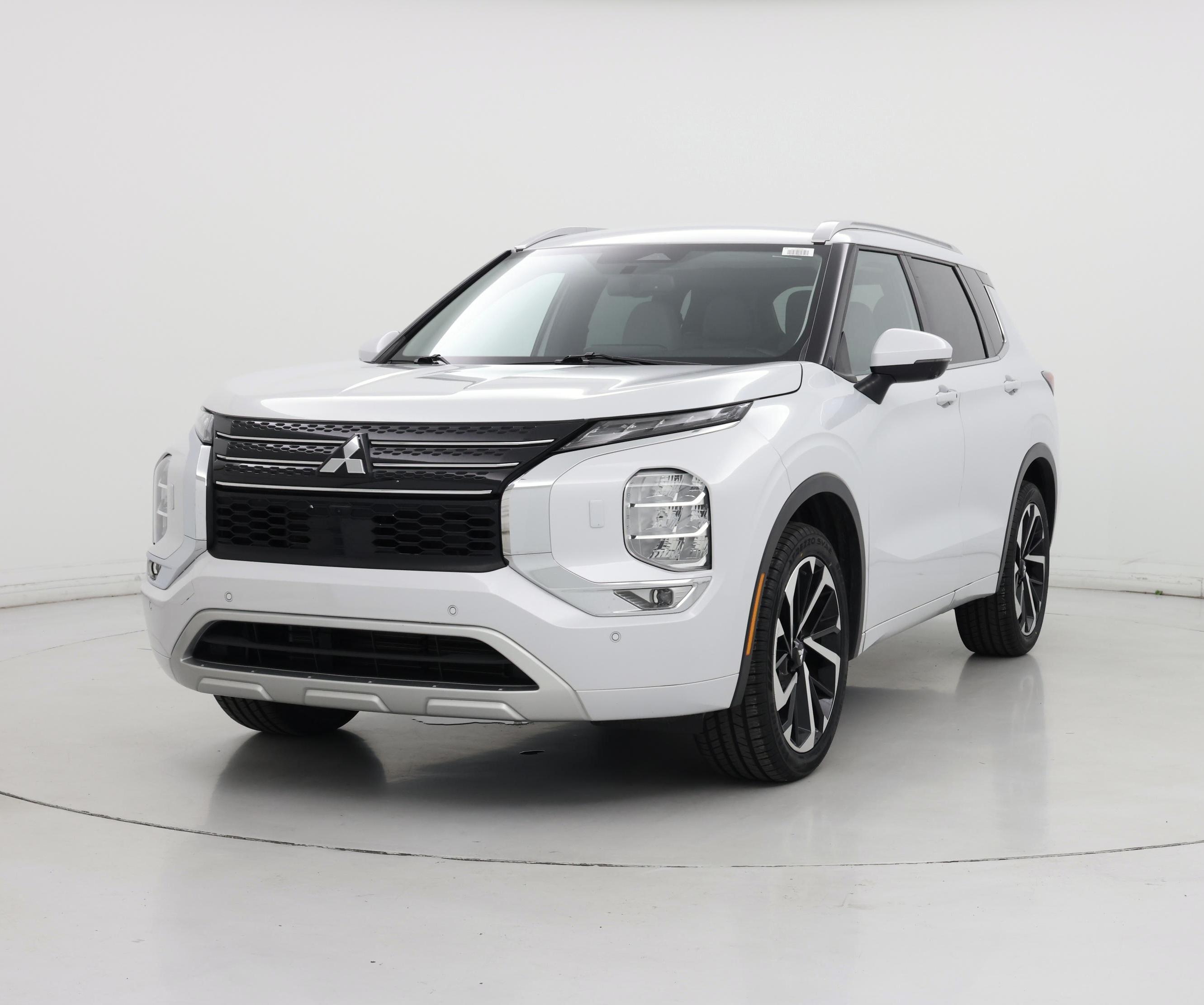 Thumbnail: 2022 Mitsubishi Outlander - 4