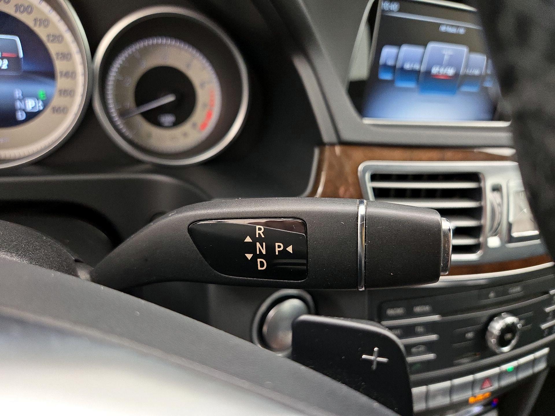 Thumbnail: 2016 Mercedes-Benz E-Class - 18