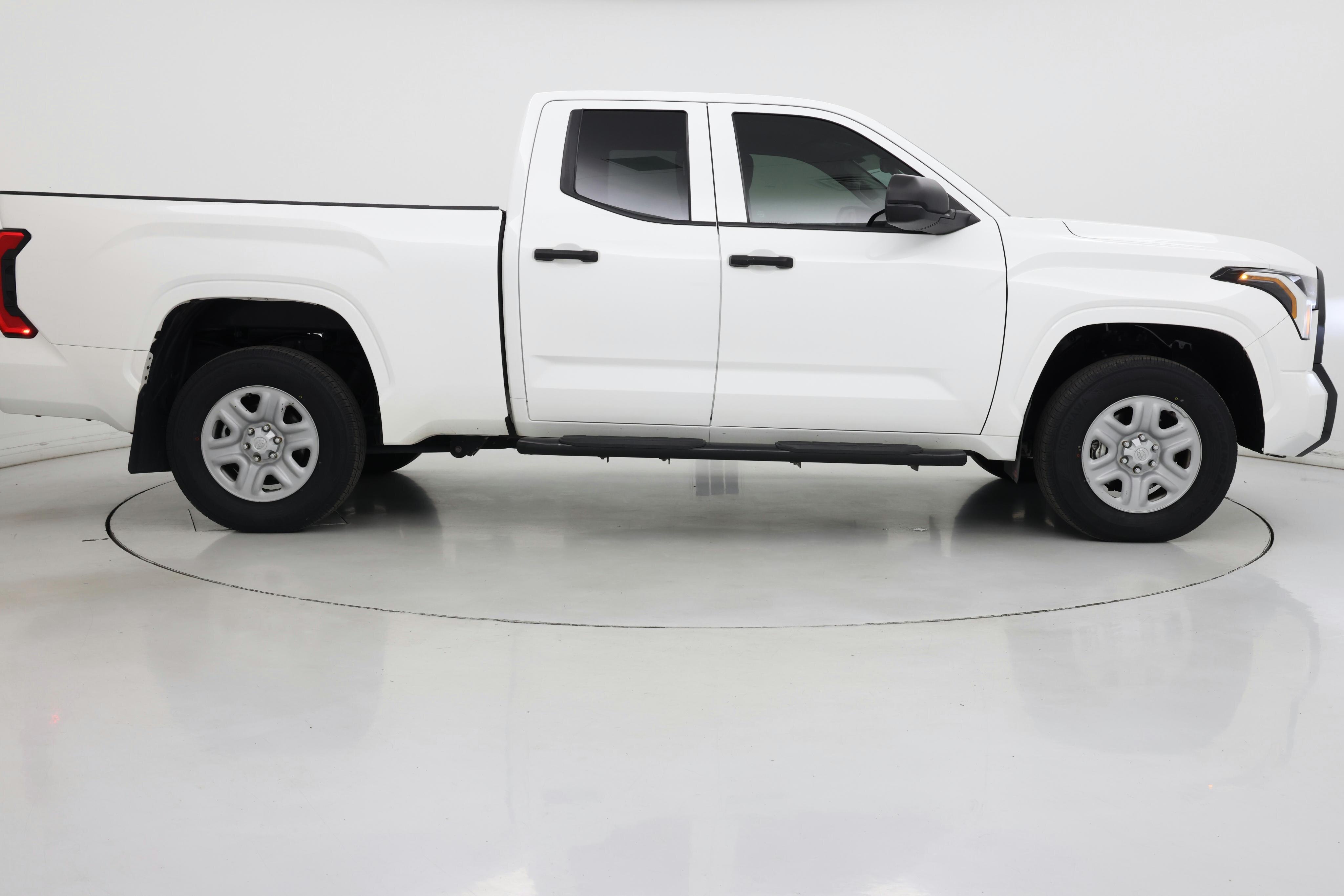 Thumbnail: 2022 Toyota Tundra - 7
