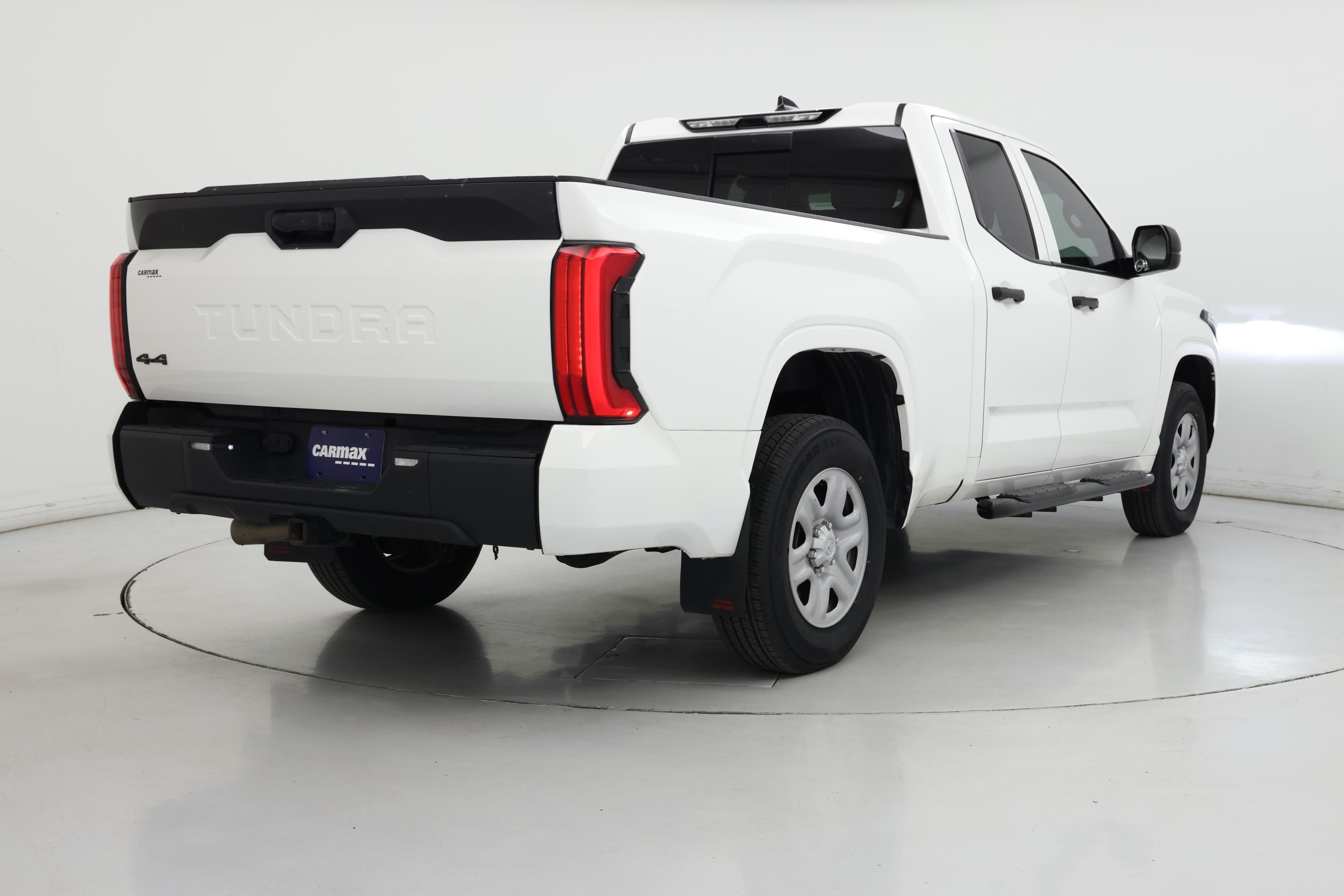 Thumbnail: 2022 Toyota Tundra - 8