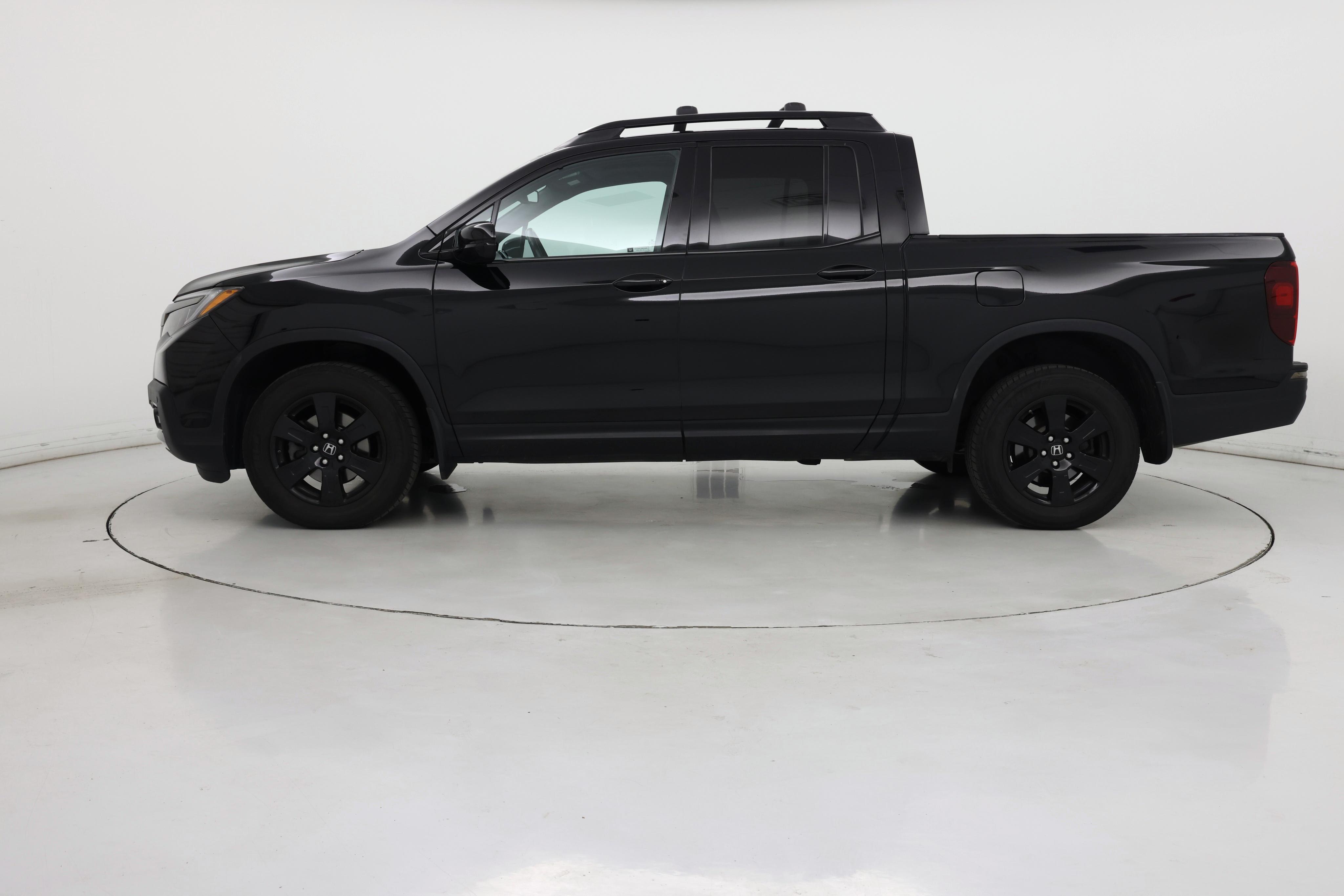 Thumbnail: 2017 Honda Ridgeline - 3