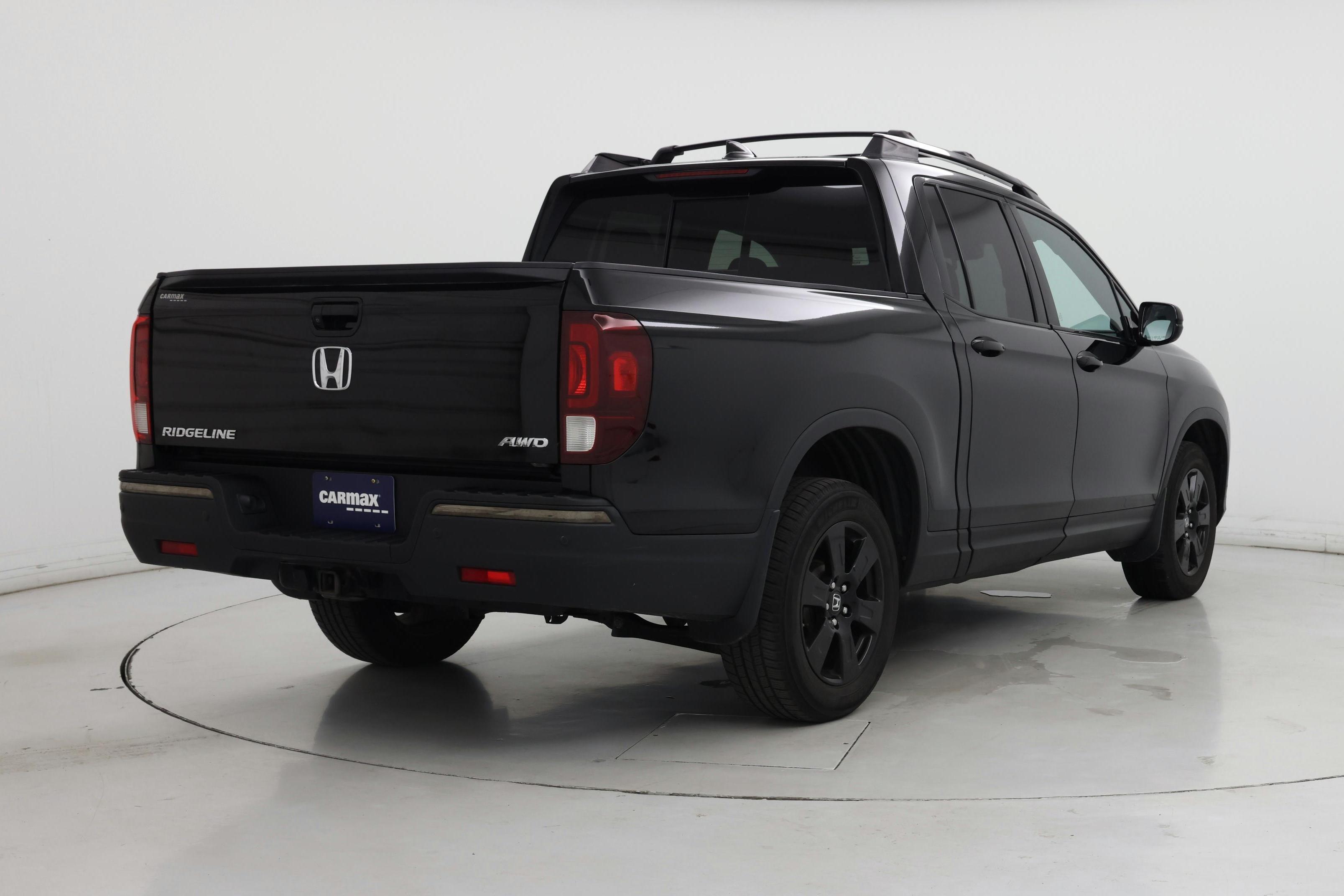 Thumbnail: 2017 Honda Ridgeline - 8
