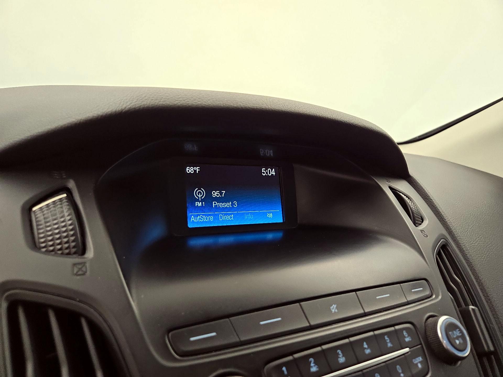 Thumbnail: 2018 Ford Focus - 15