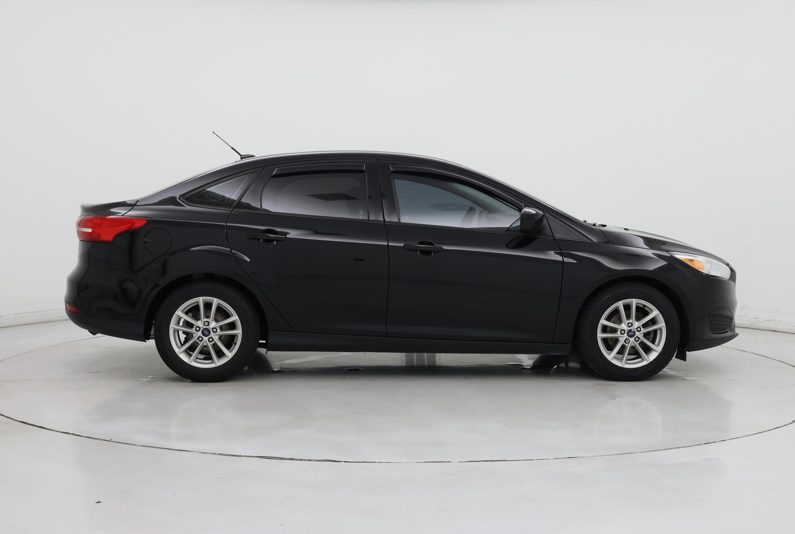 Thumbnail: 2018 Ford Focus - 7