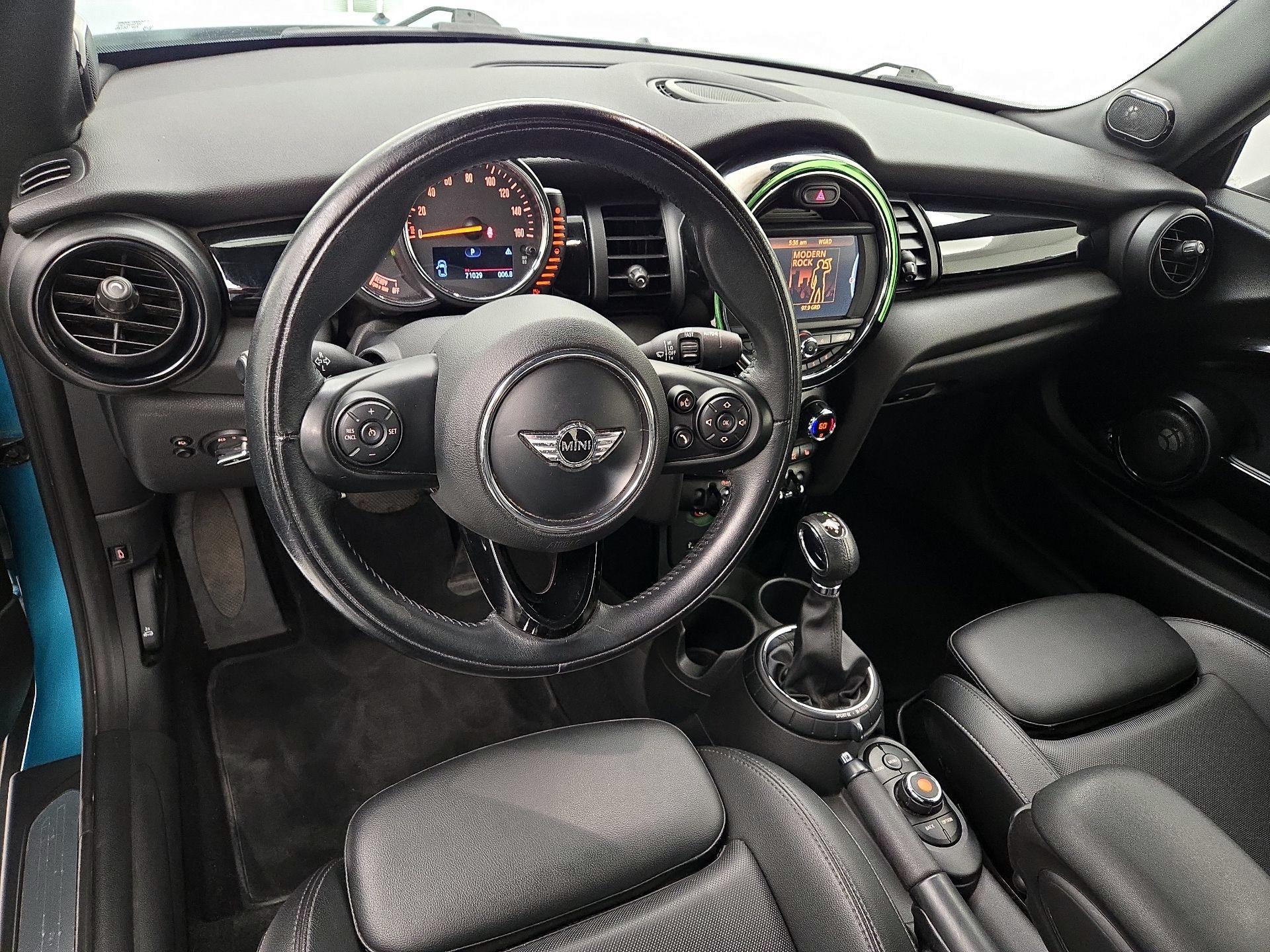 Thumbnail: 2016 MINI Cooper - 9