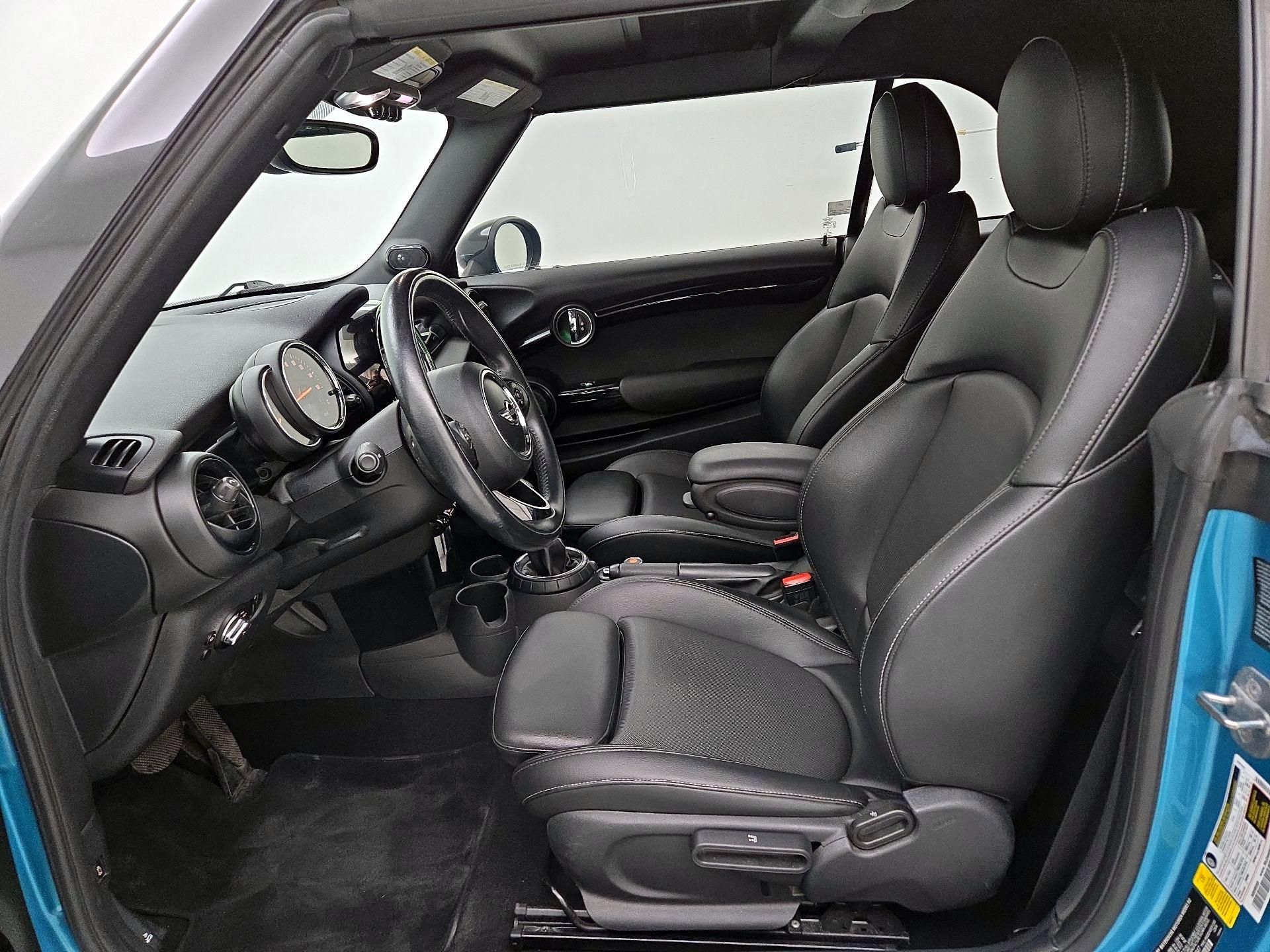Thumbnail: 2016 MINI Cooper - 11