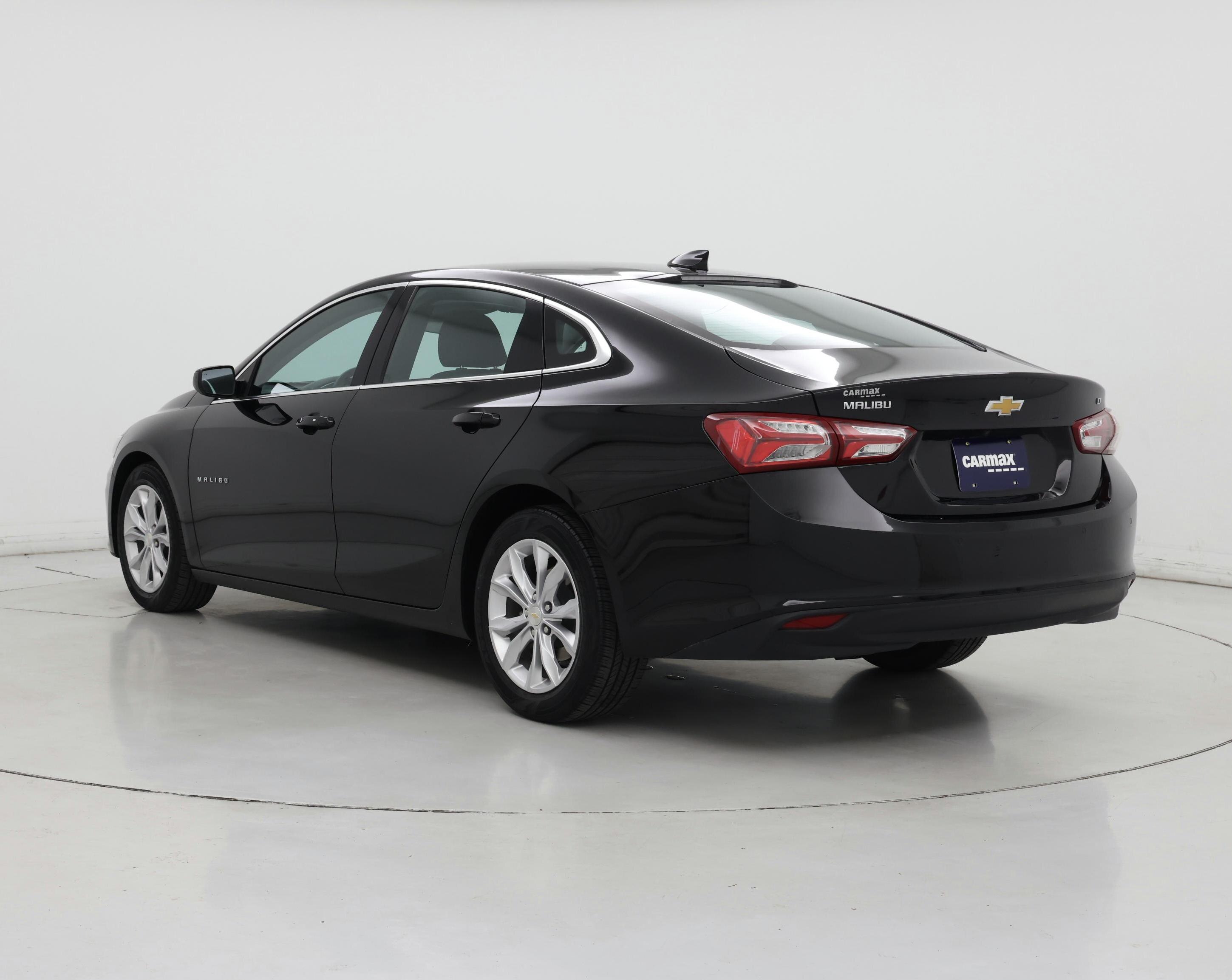 Thumbnail: 2022 Chevrolet Malibu - 2