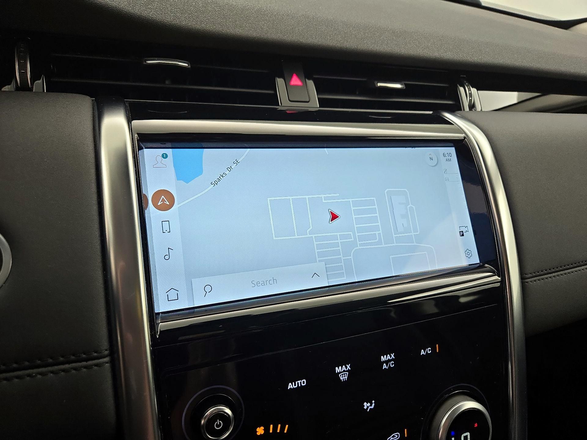 Thumbnail: 2021 Land Rover Discovery Sport - 14