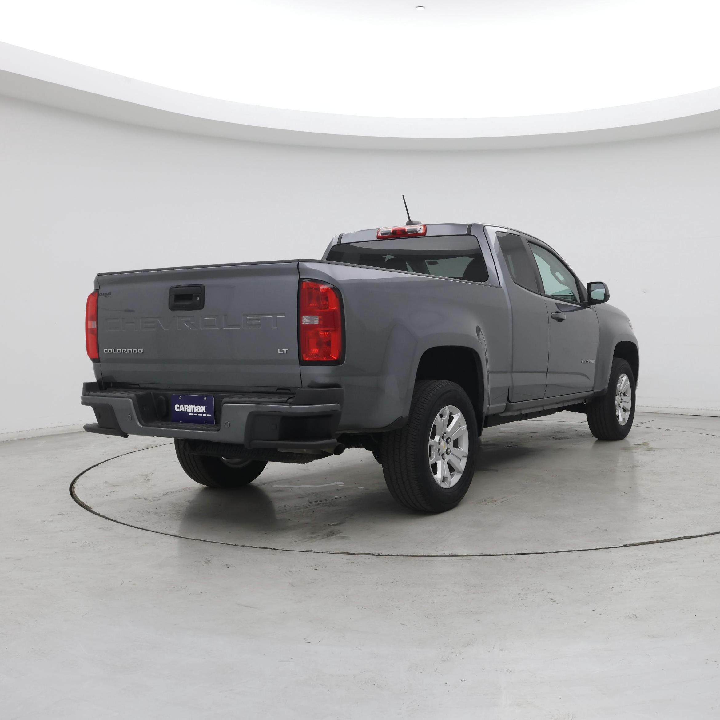 Thumbnail: 2022 Chevrolet Colorado - 8