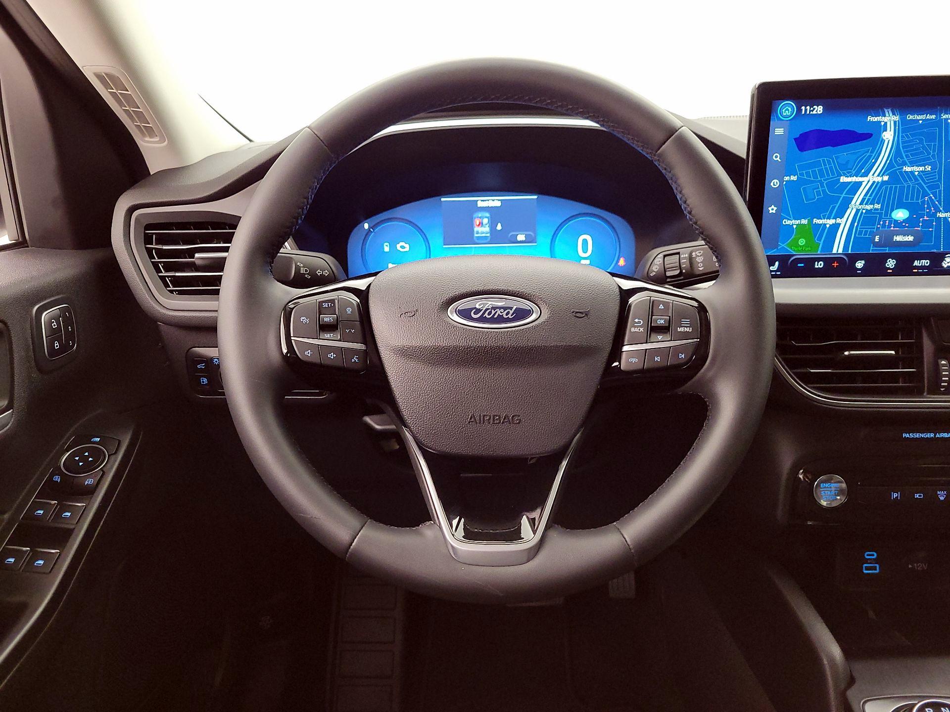 Thumbnail: 2023 Ford Escape - 10