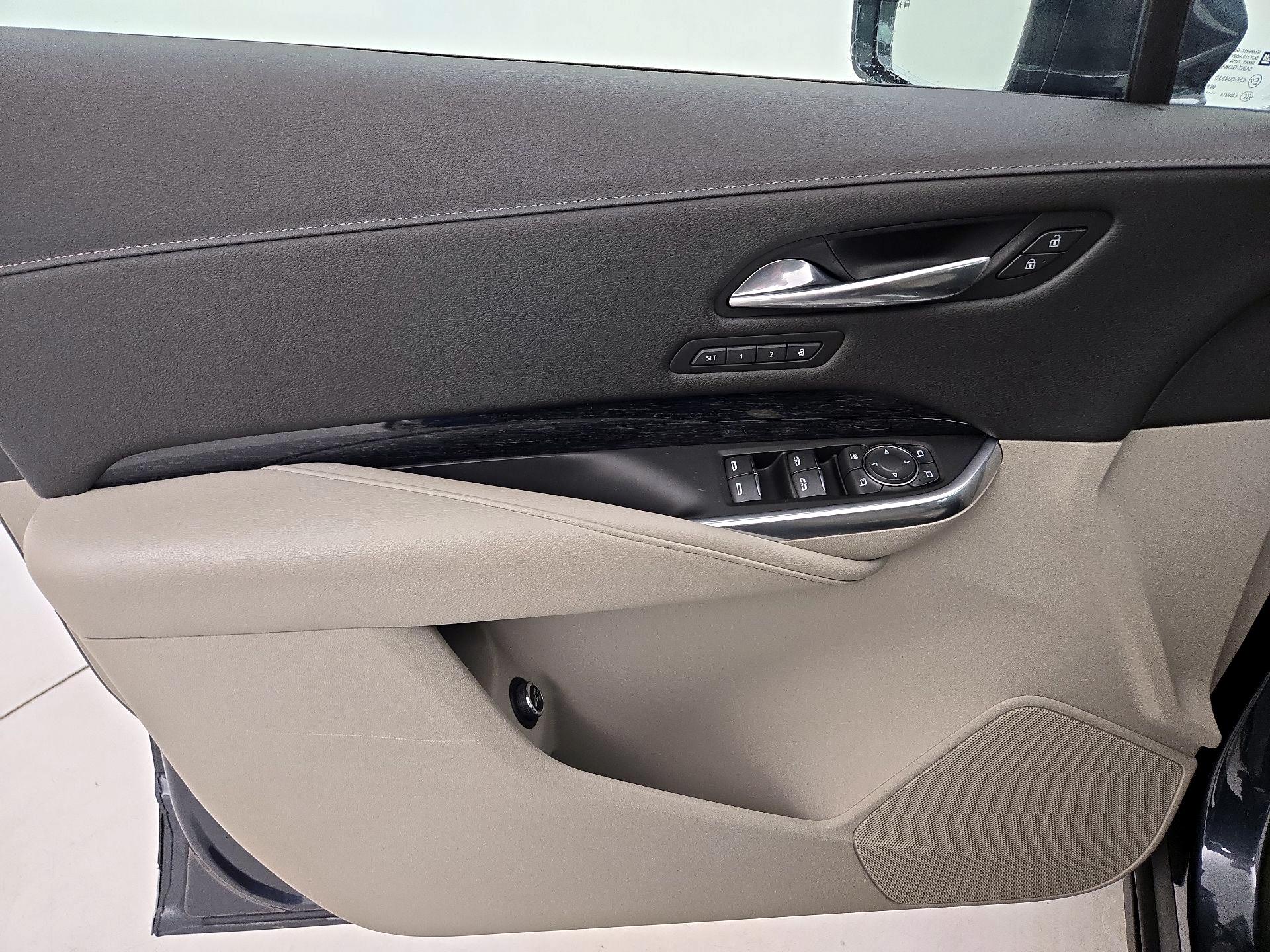 Thumbnail: 2020 Cadillac XT4 - 12