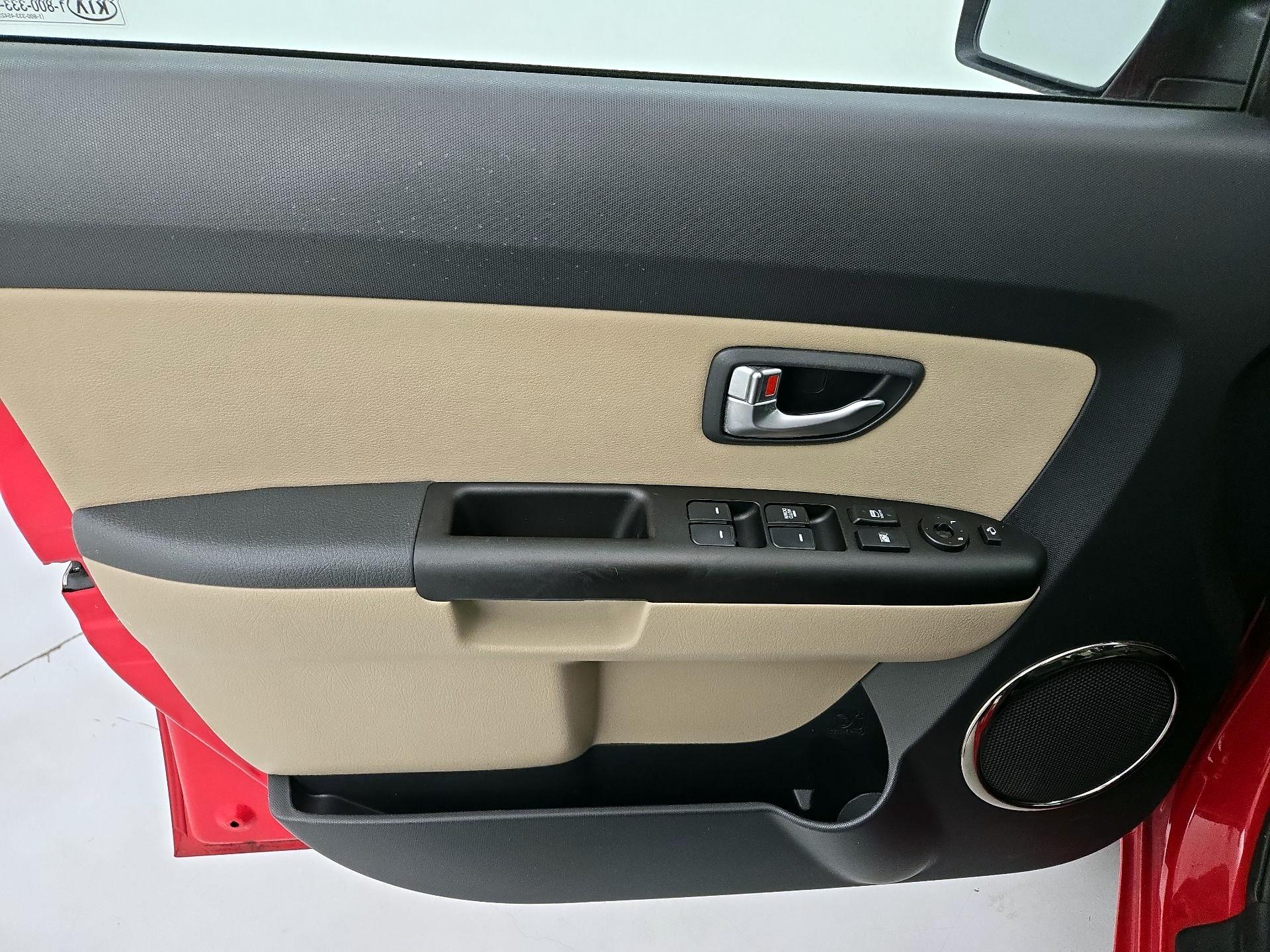 Thumbnail: 2013 Kia Soul - 12