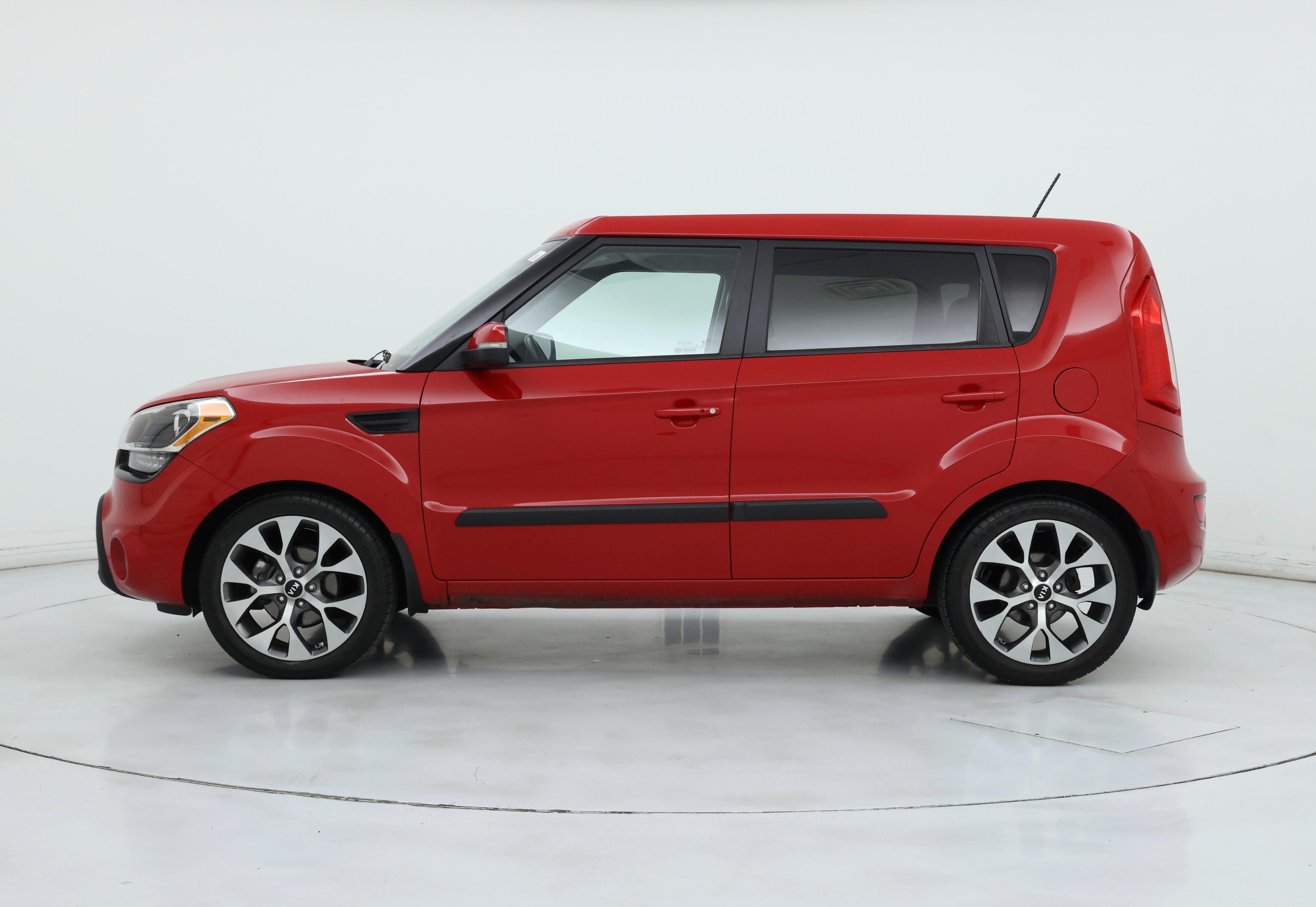 Thumbnail: 2013 Kia Soul - 3