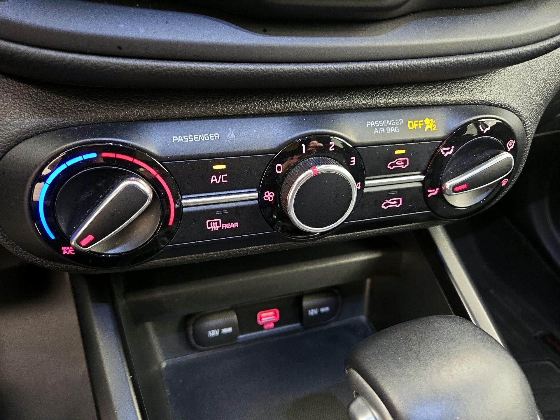 Thumbnail: 2021 Kia Soul - 16