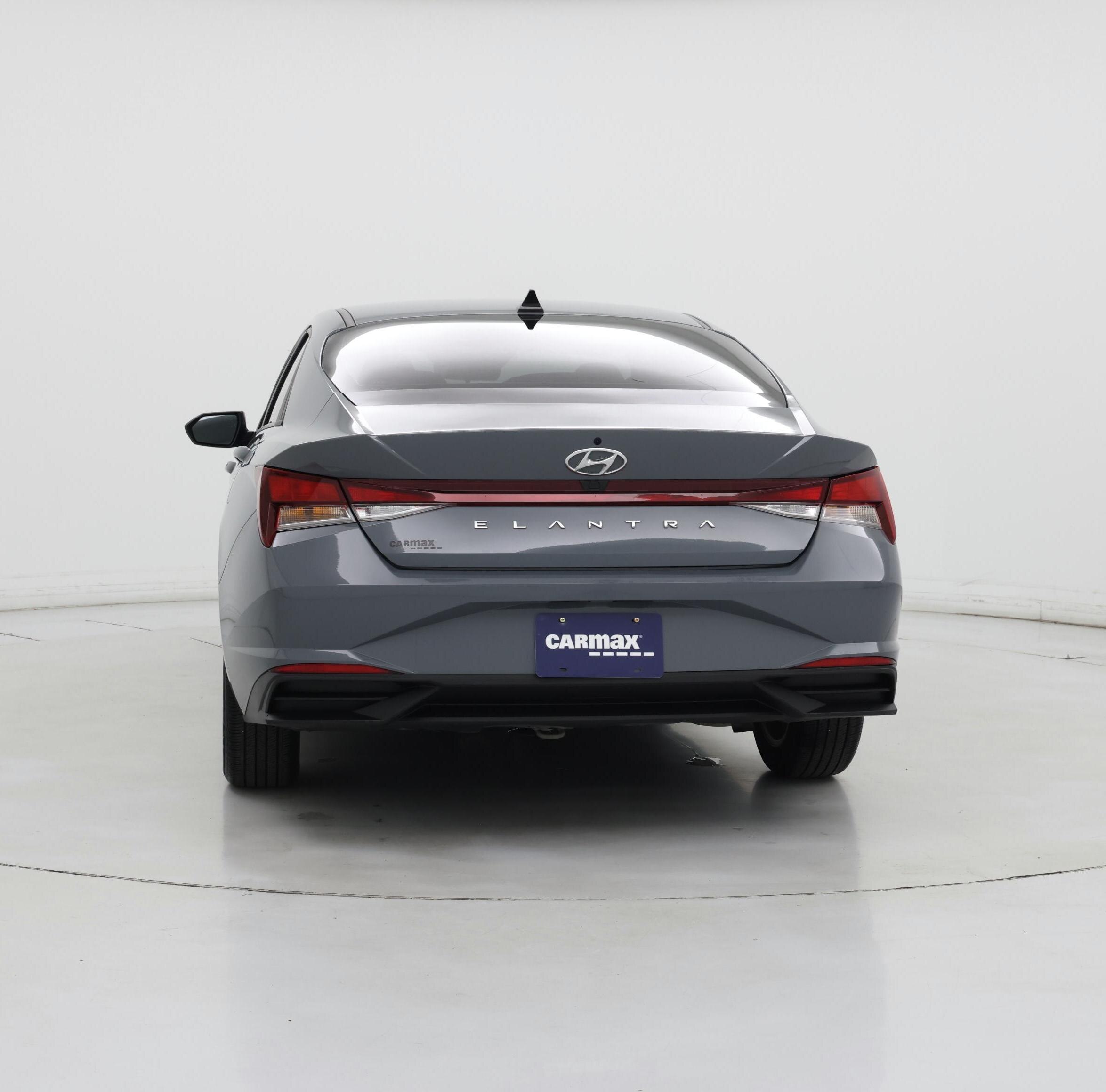 Thumbnail: 2022 Hyundai Elantra - 6