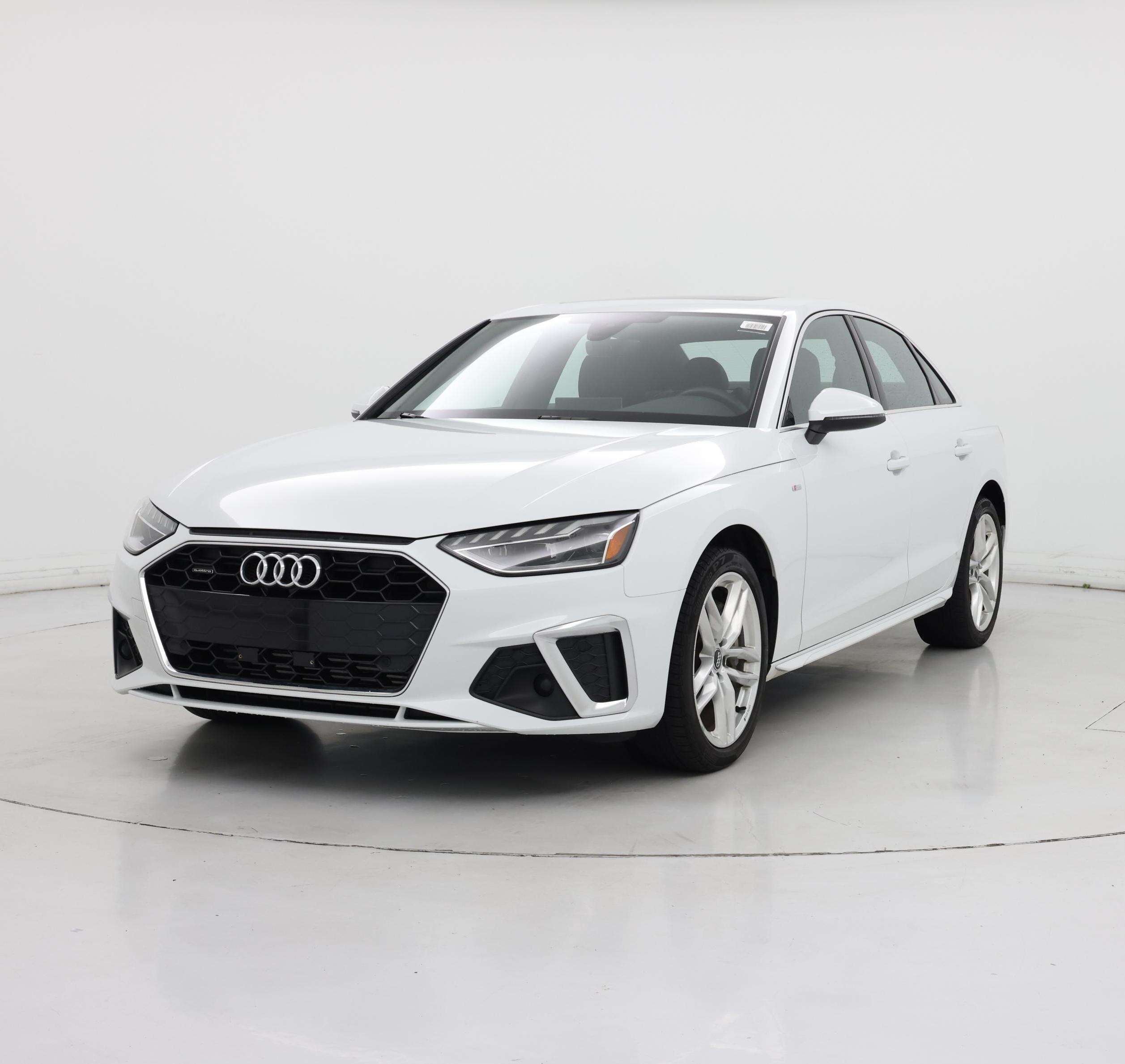 Thumbnail: 2020 Audi A4 - 4