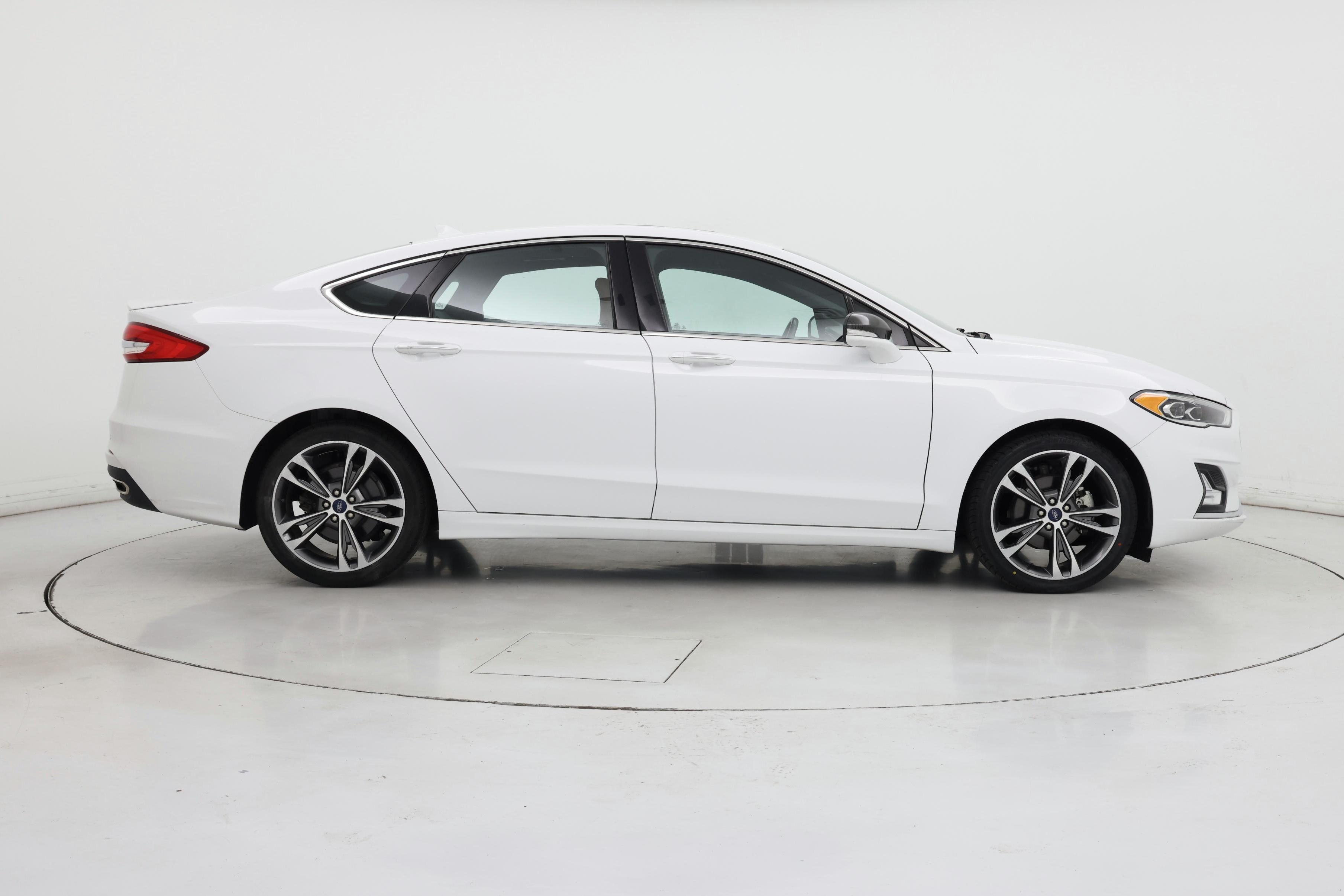 Thumbnail: 2019 Ford Fusion - 7