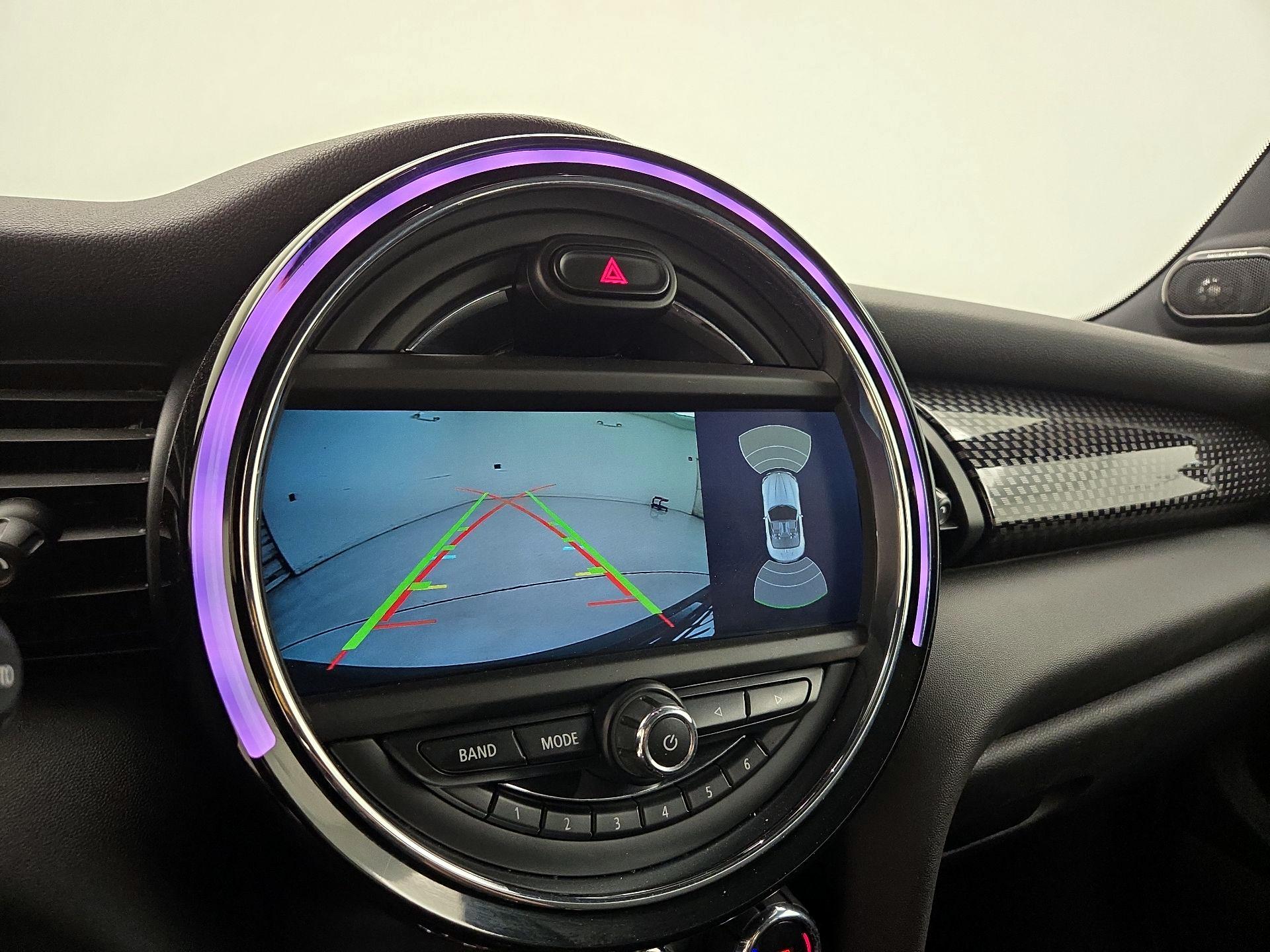 Thumbnail: 2015 MINI Cooper Hardtop - 15