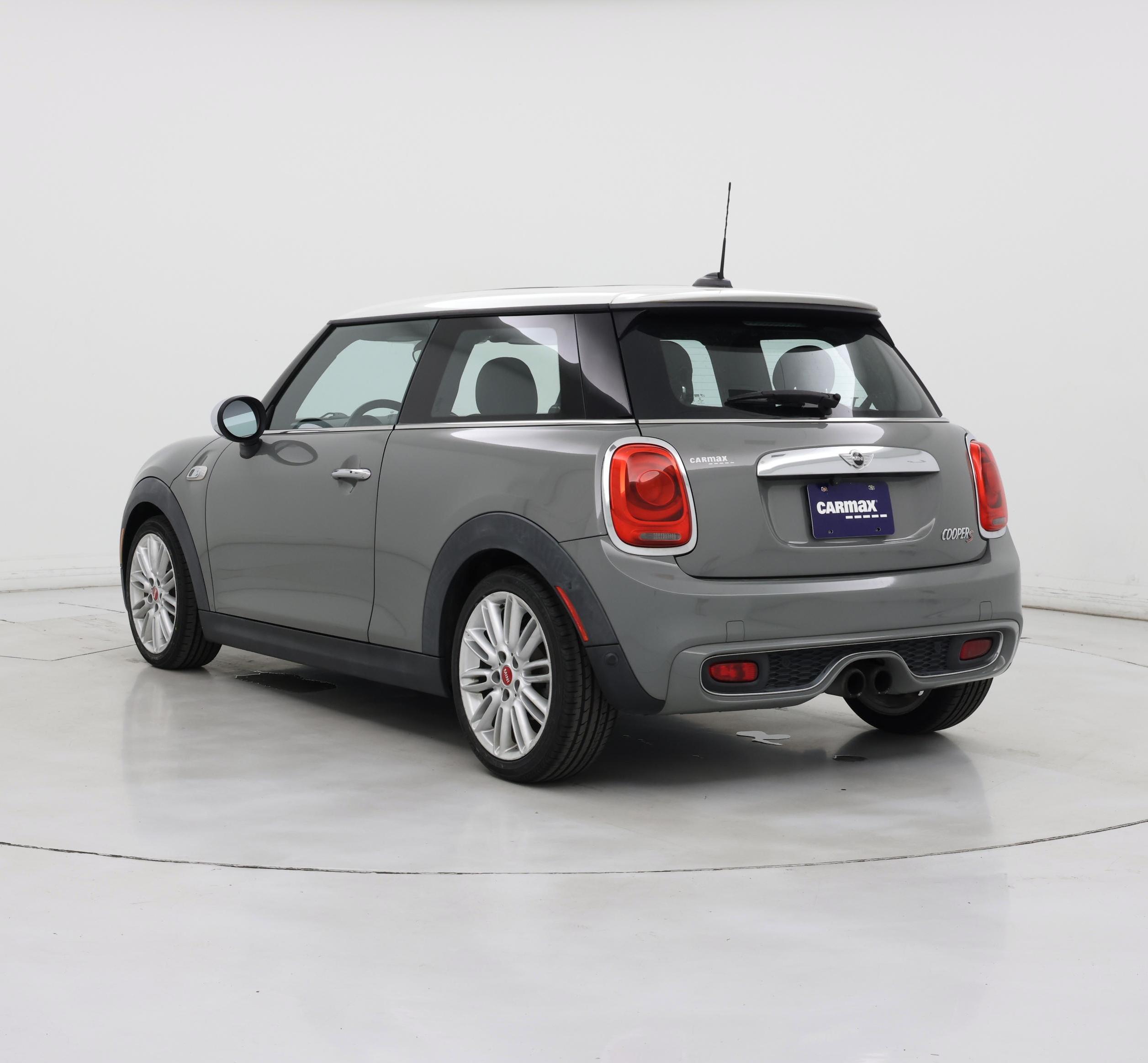 Thumbnail: 2015 MINI Cooper Hardtop - 2