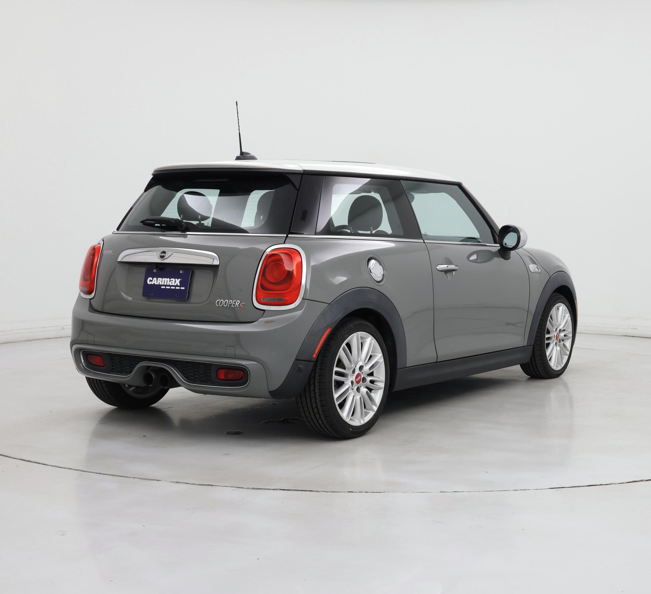Thumbnail: 2015 MINI Cooper Hardtop - 8