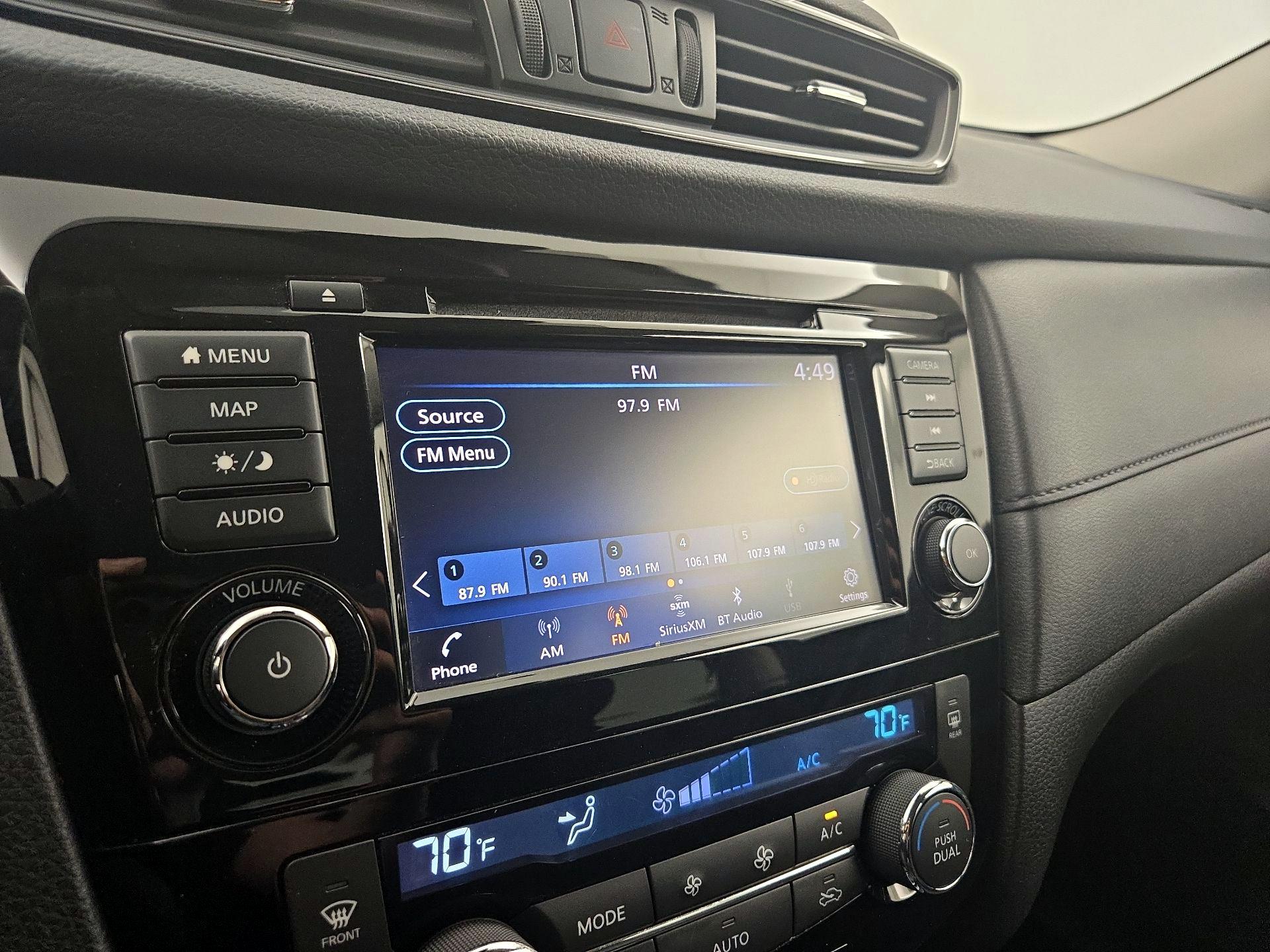 Thumbnail: 2019 Nissan Rogue - 16