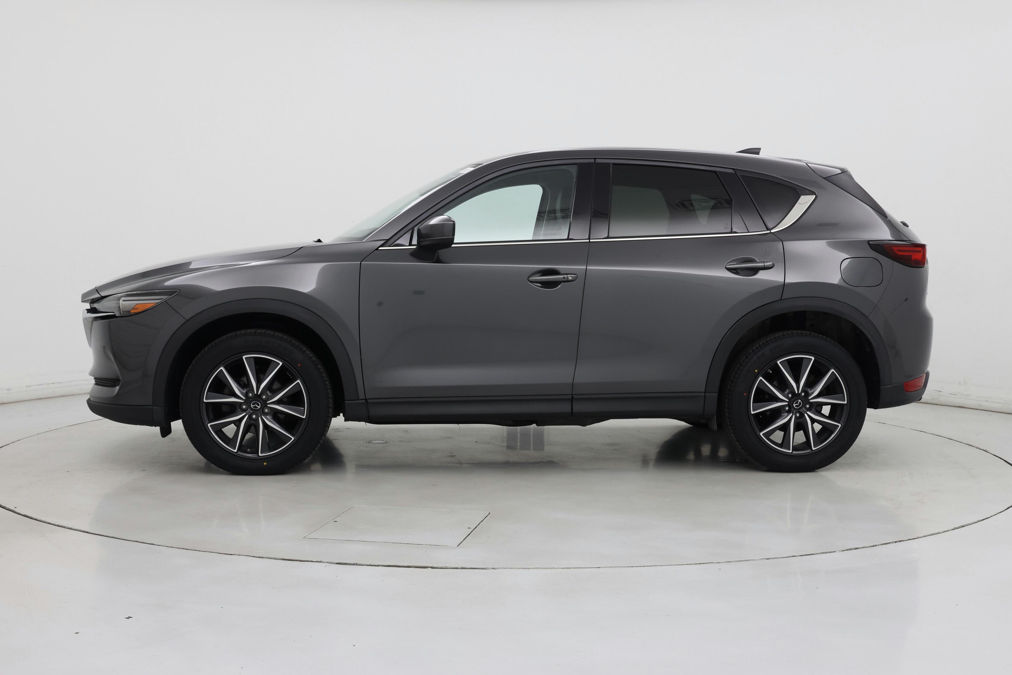 Thumbnail: 2017 Mazda CX-5 - 3