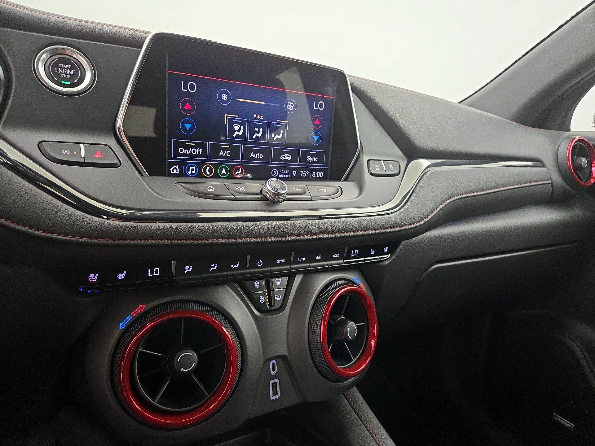 Thumbnail: 2022 Chevrolet Blazer - 17
