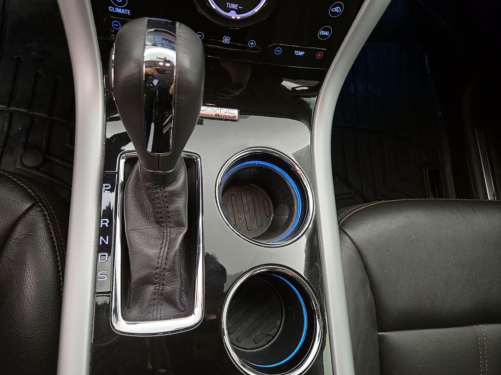 Thumbnail: 2014 Ford Edge - 18