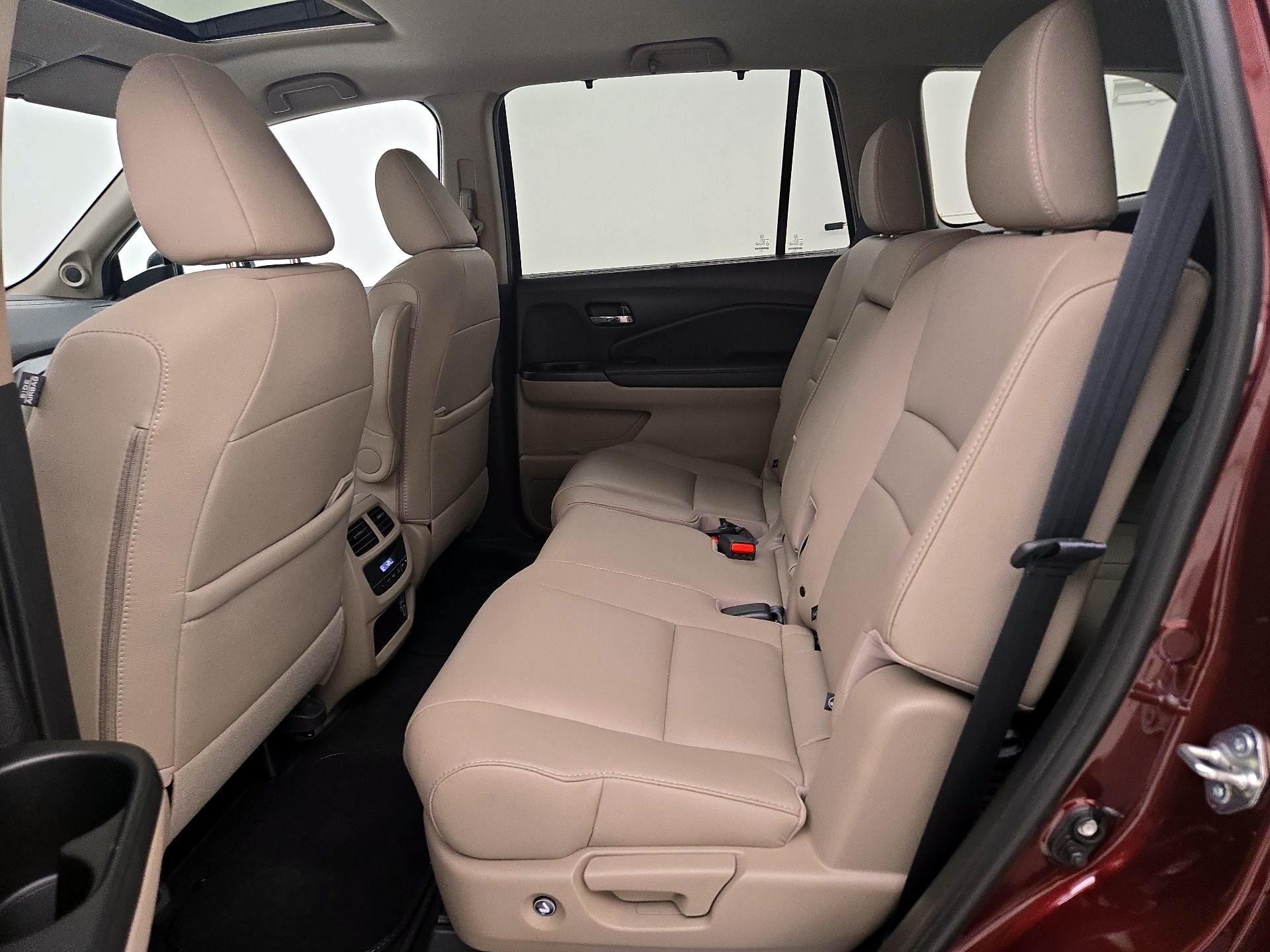 Thumbnail: 2021 Honda Pilot - 20