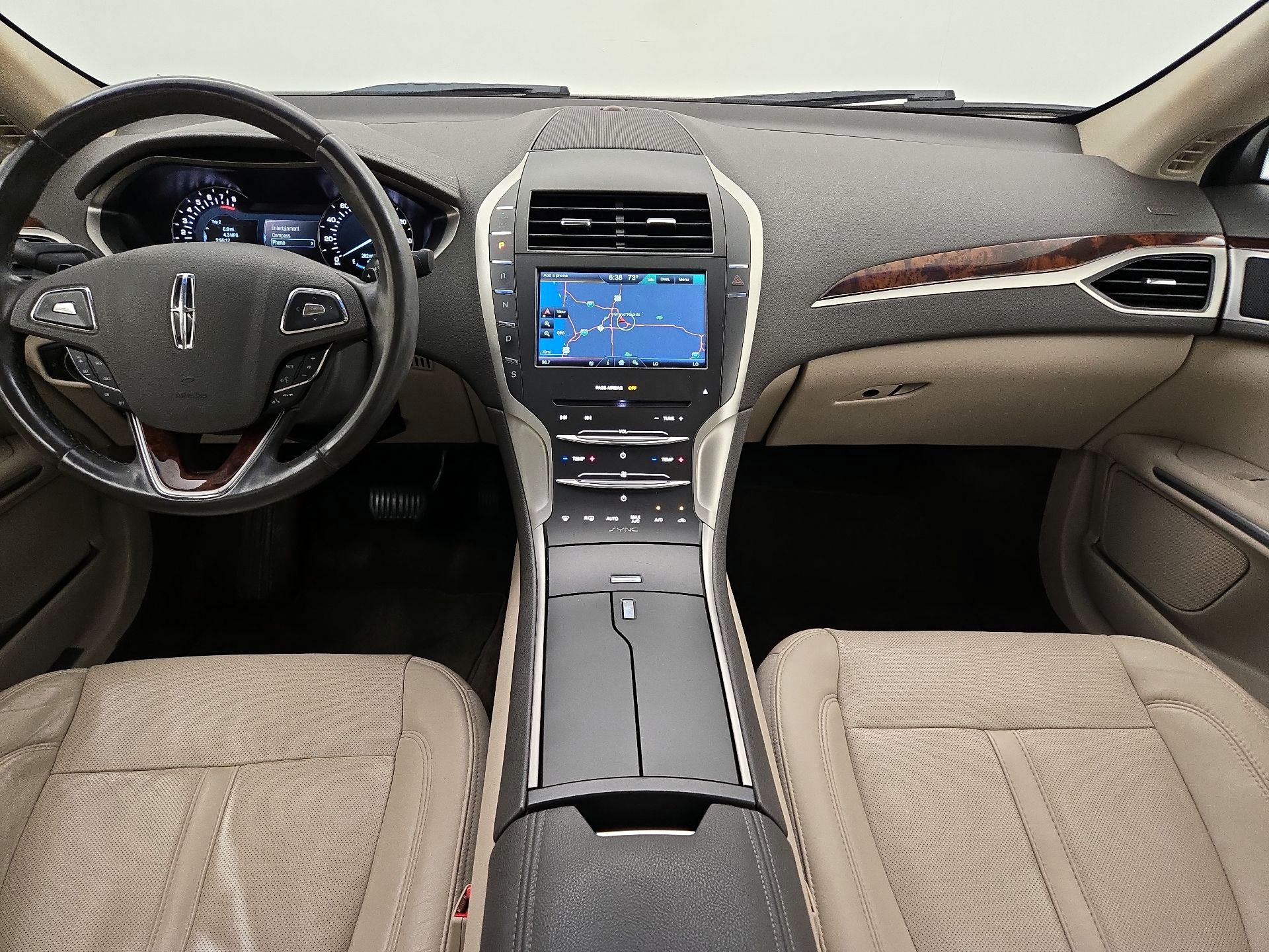 Thumbnail: 2016 Lincoln MKZ - 9