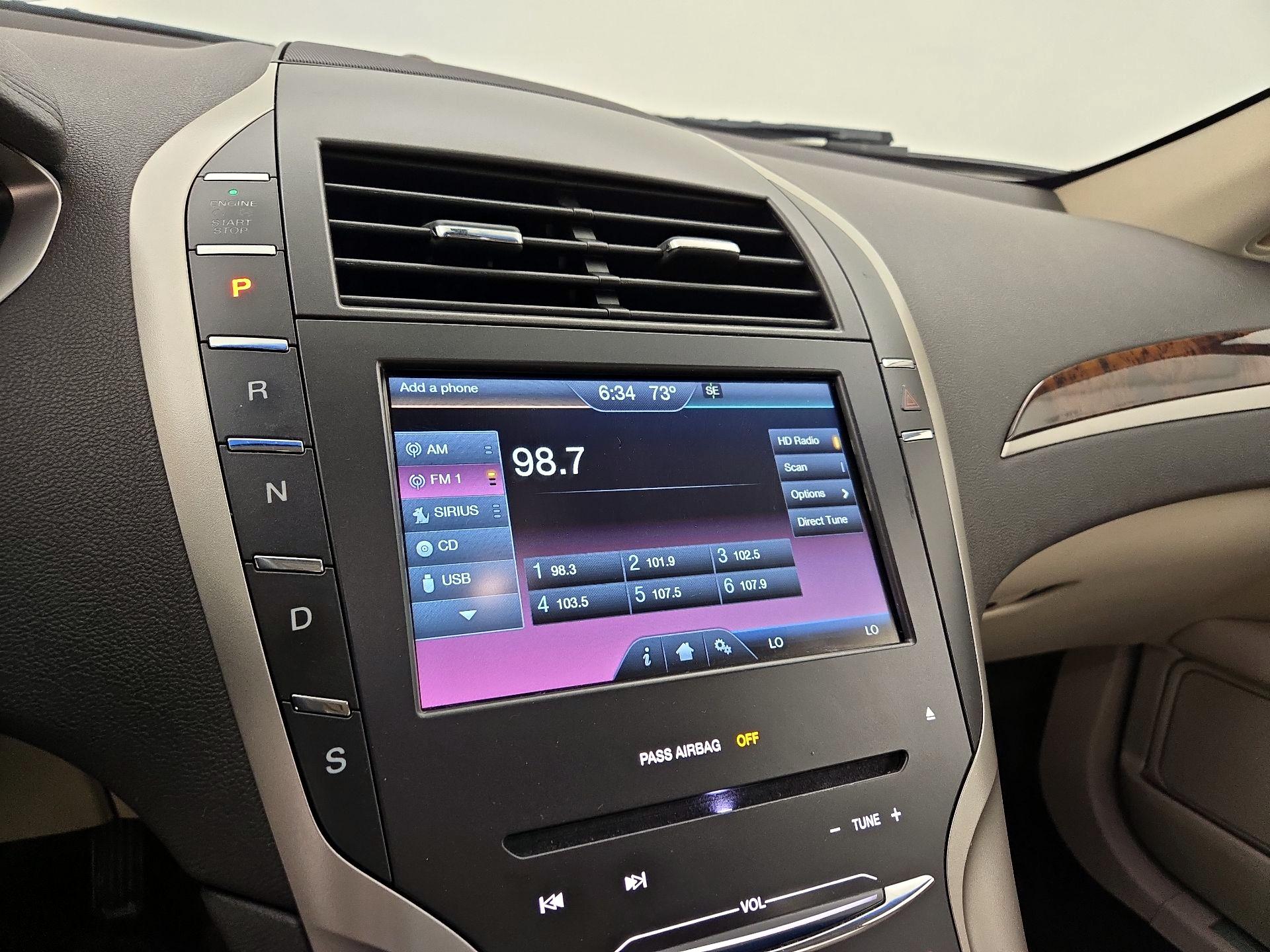 Thumbnail: 2016 Lincoln MKZ - 16