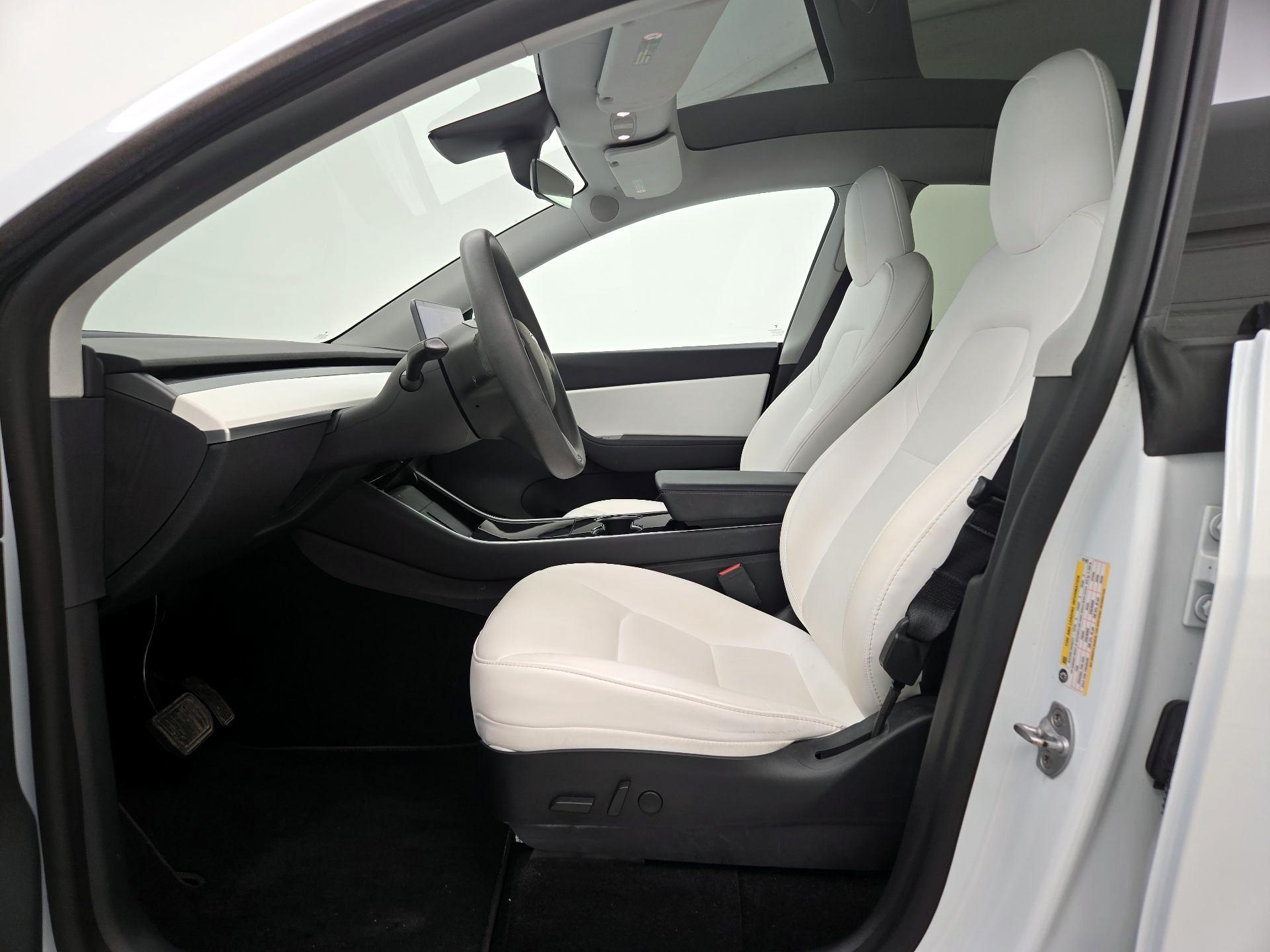 Thumbnail: 2020 Tesla Model Y - 11