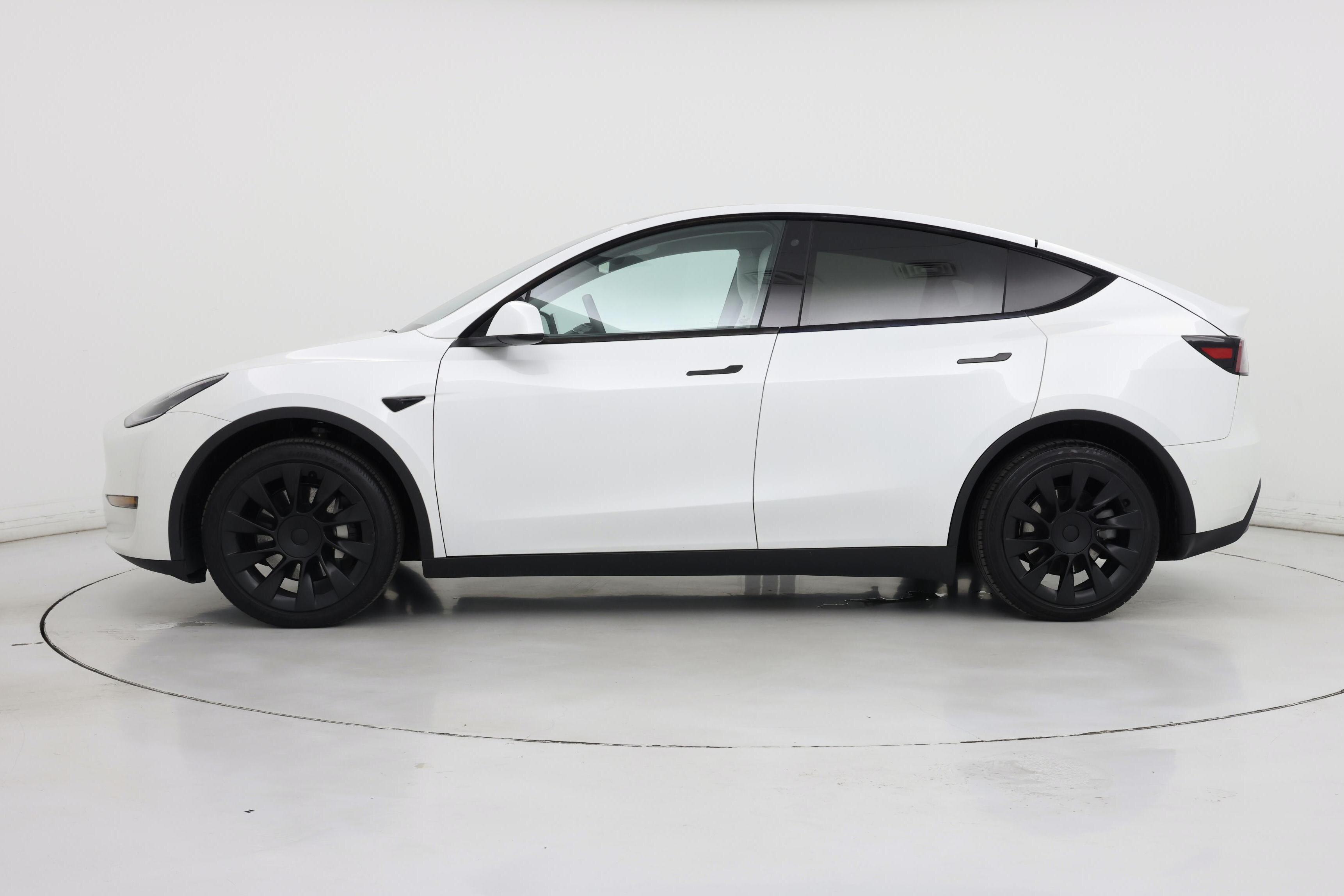 Thumbnail: 2020 Tesla Model Y - 3