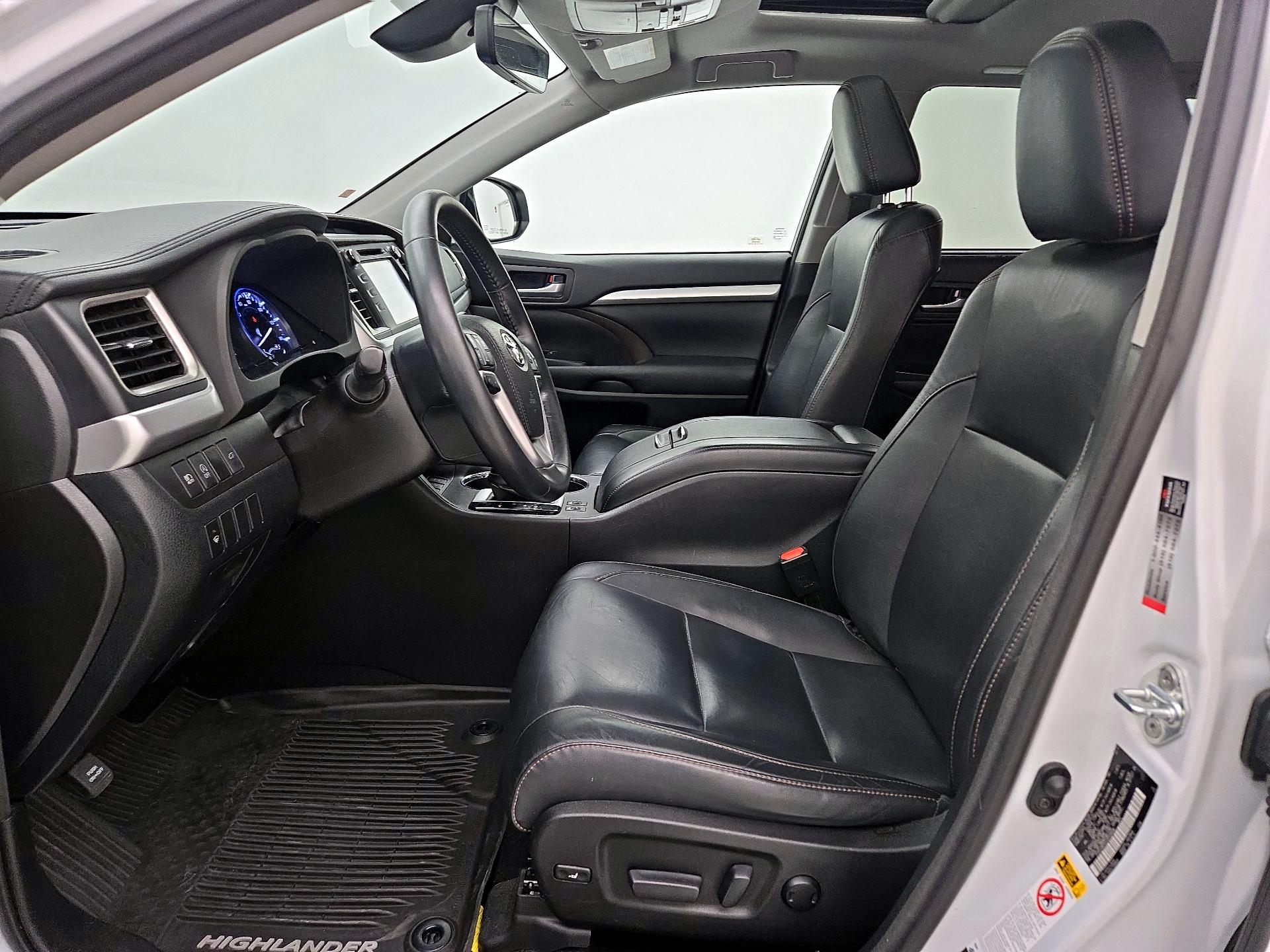 Thumbnail: 2018 Toyota Highlander - 11