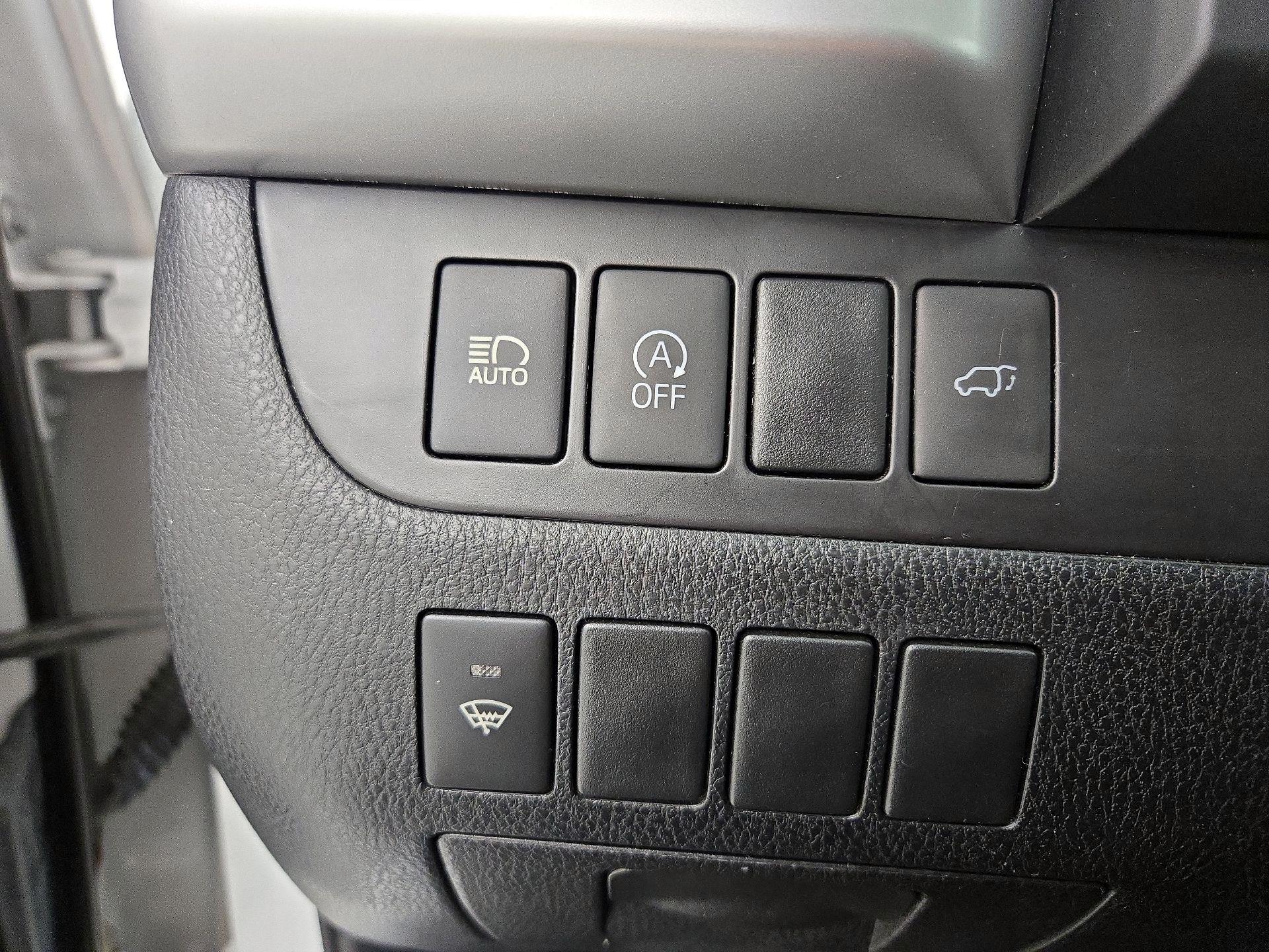 Thumbnail: 2018 Toyota Highlander - 13