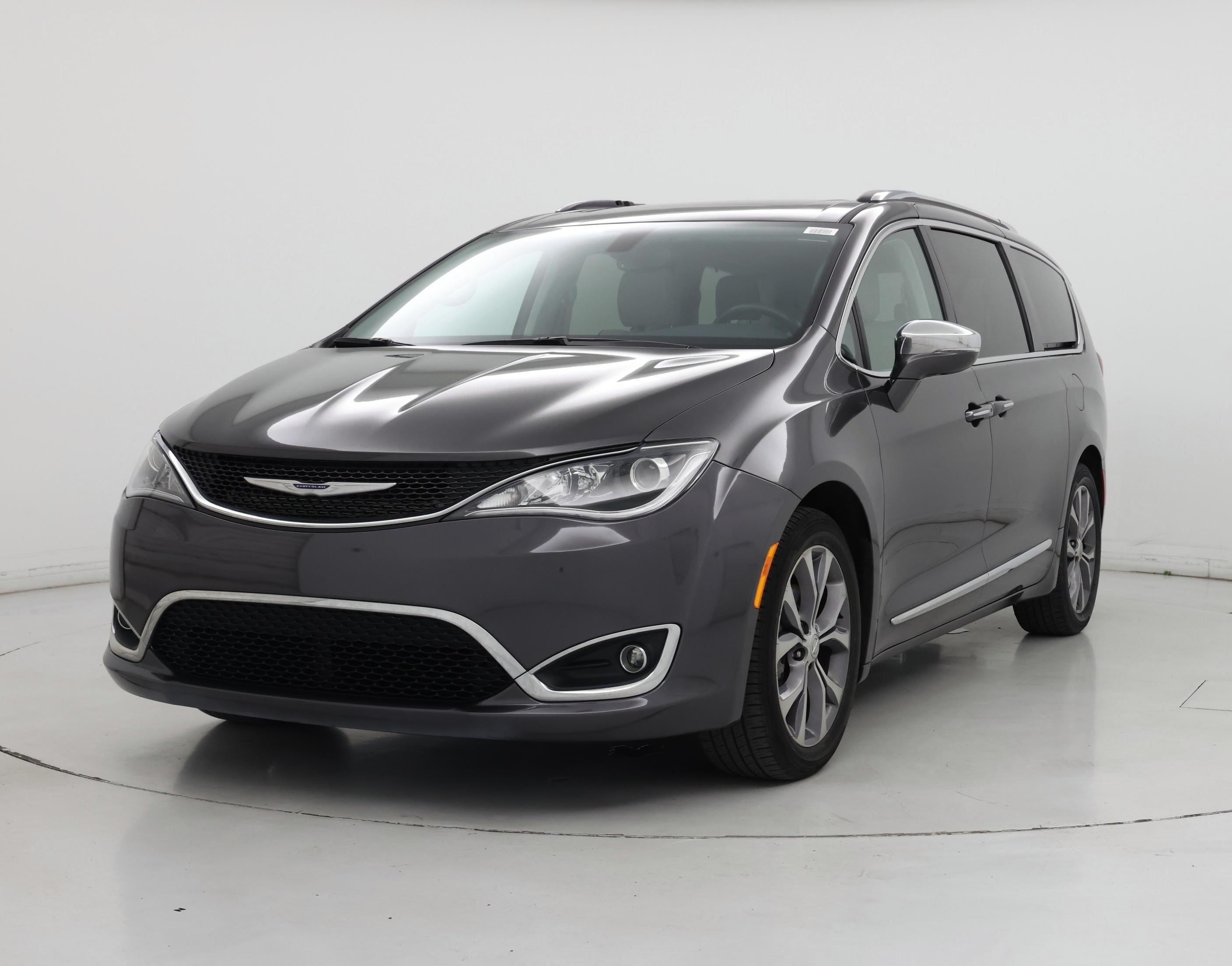 Thumbnail: 2020 Chrysler Pacifica - 4