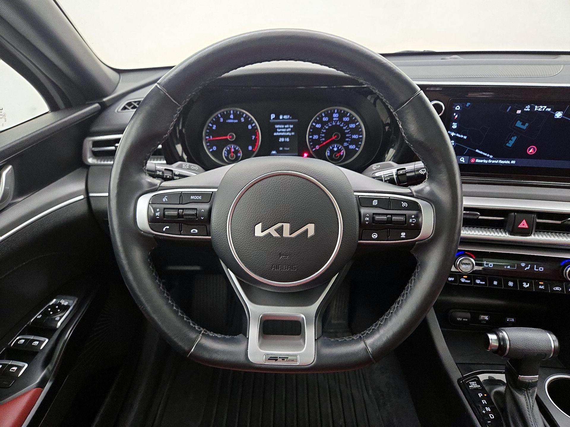 Thumbnail: 2023 Kia K5 - 10