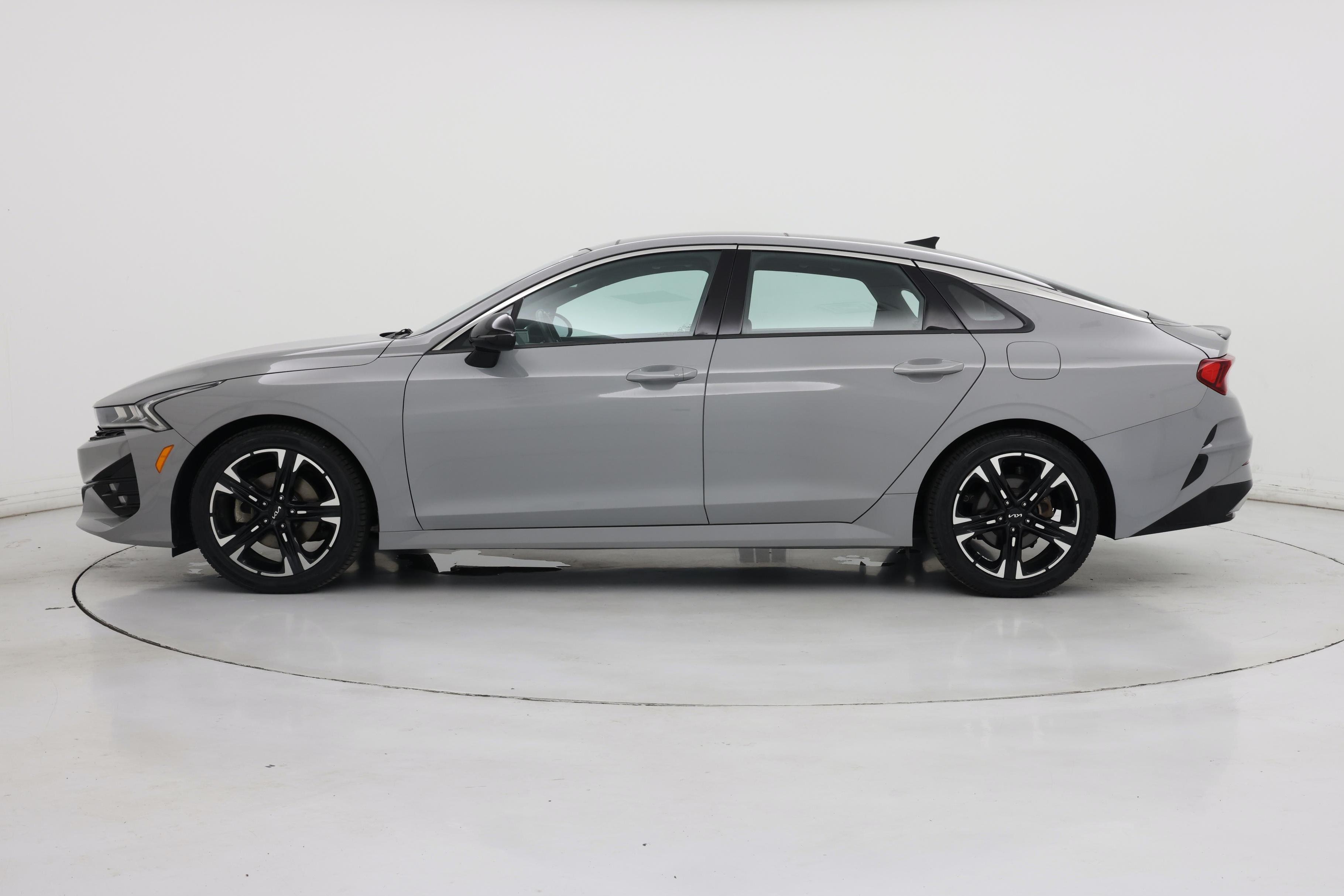 Thumbnail: 2023 Kia K5 - 3